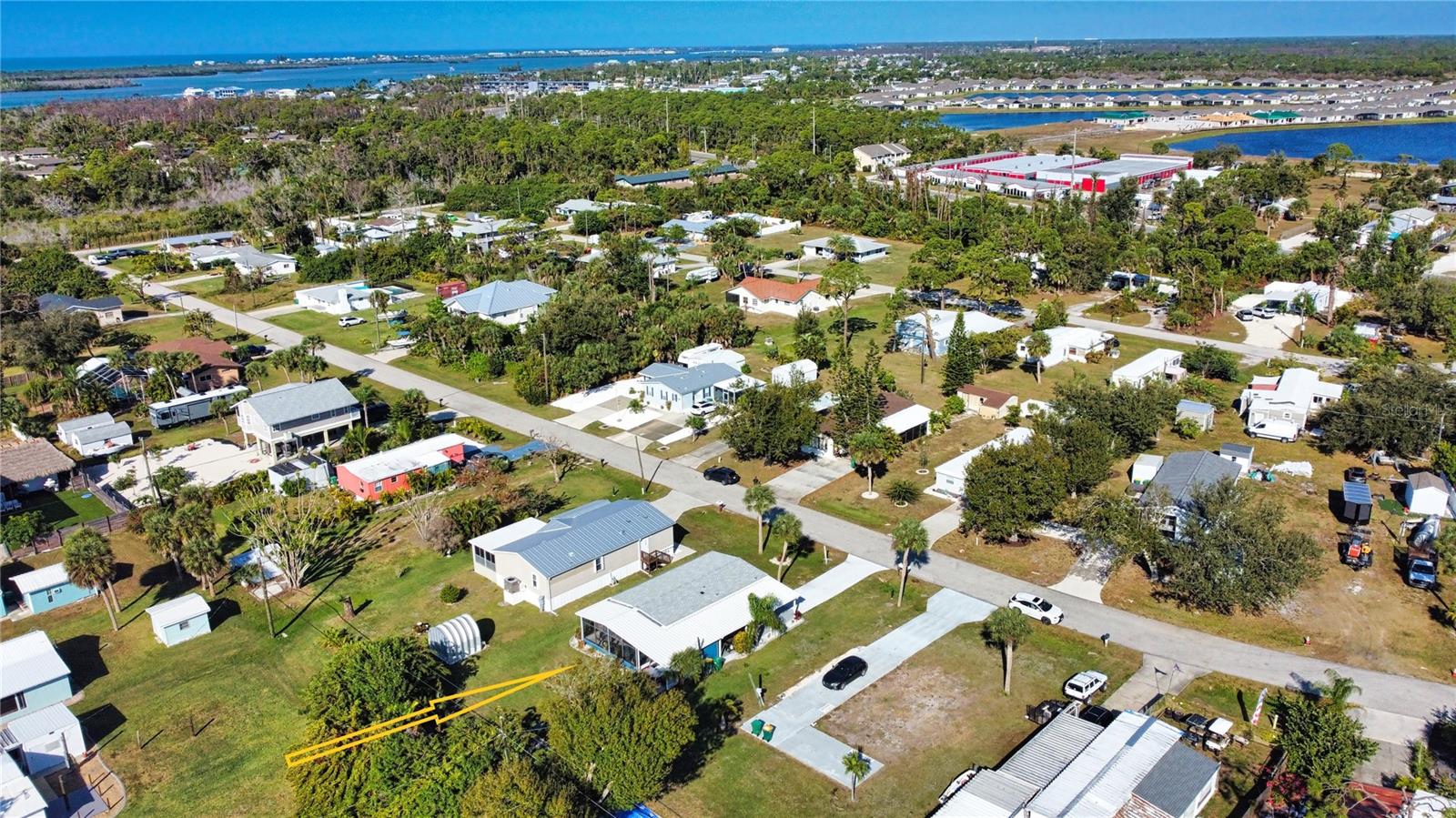 Image 31 of 39 For 8207 Archie Street