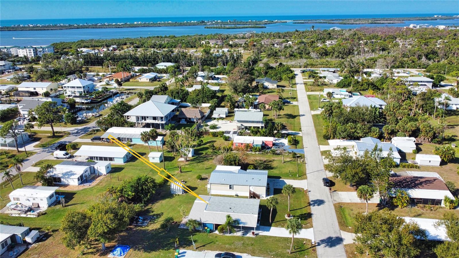 Image 33 of 39 For 8207 Archie Street