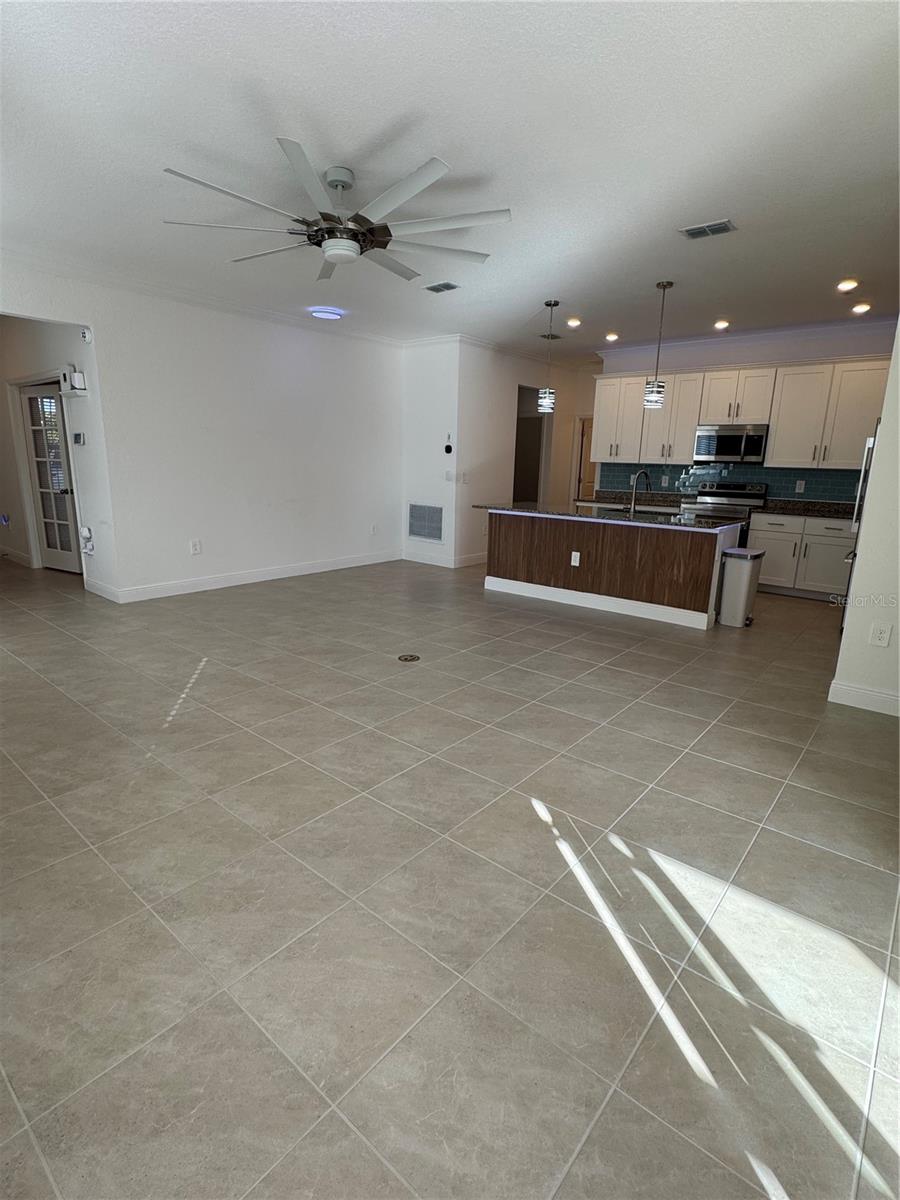 Image 8 of 35 For 16819 Canopy Garden Drive