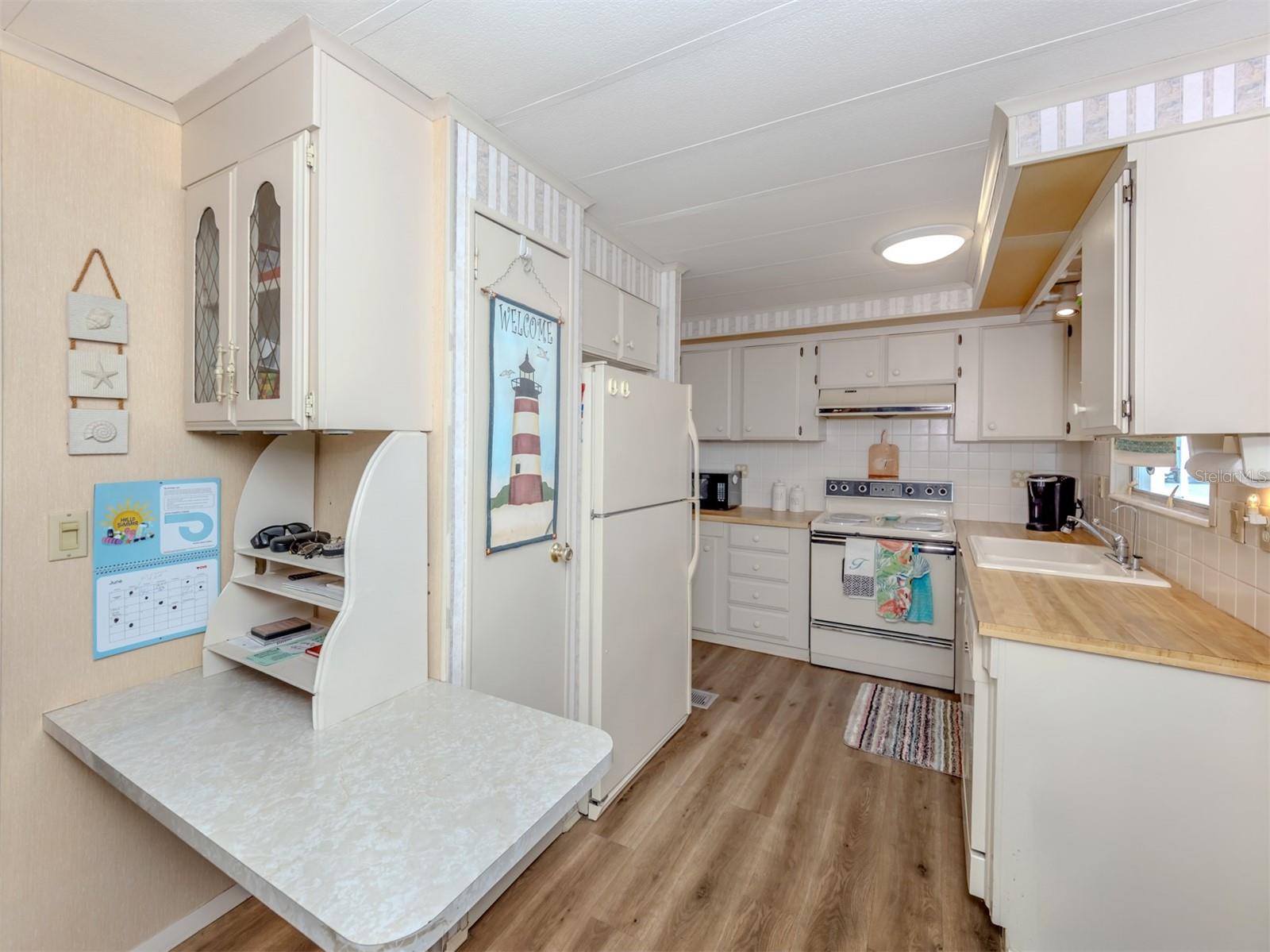 Image 14 of 63 For 528 Tampico Drive