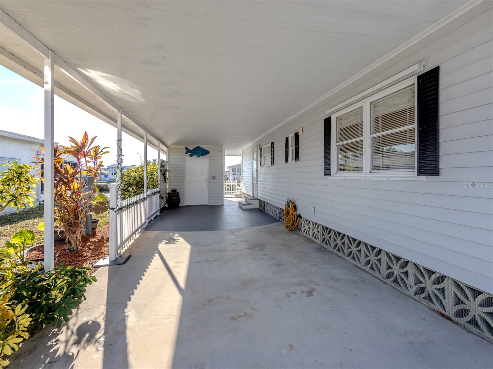 Image 7 of 63 For 528 Tampico Drive