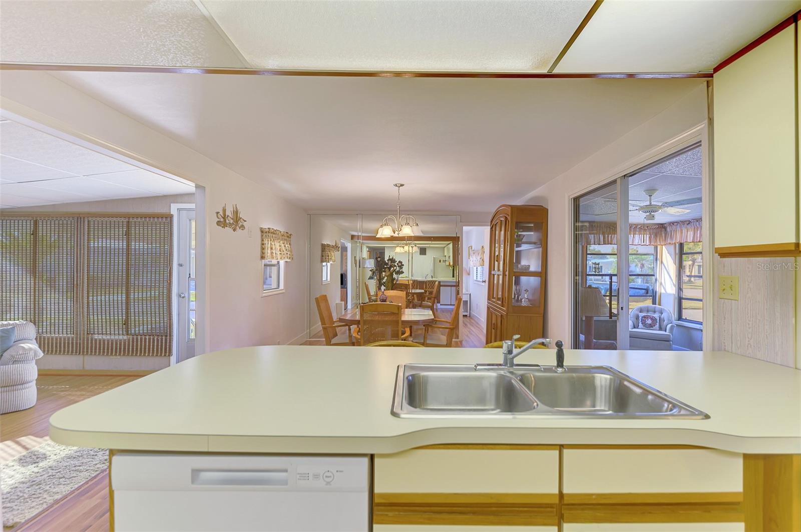 Image 18 of 43 For 5009 Palena Boulevard