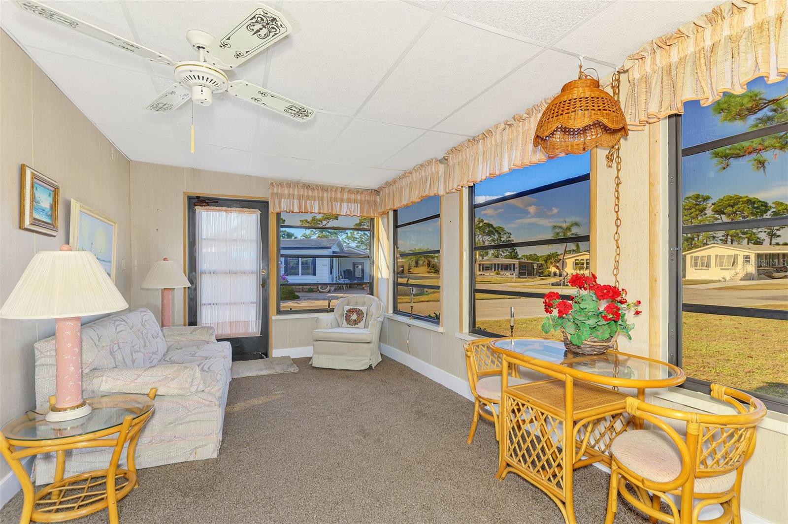 Image 19 of 43 For 5009 Palena Boulevard