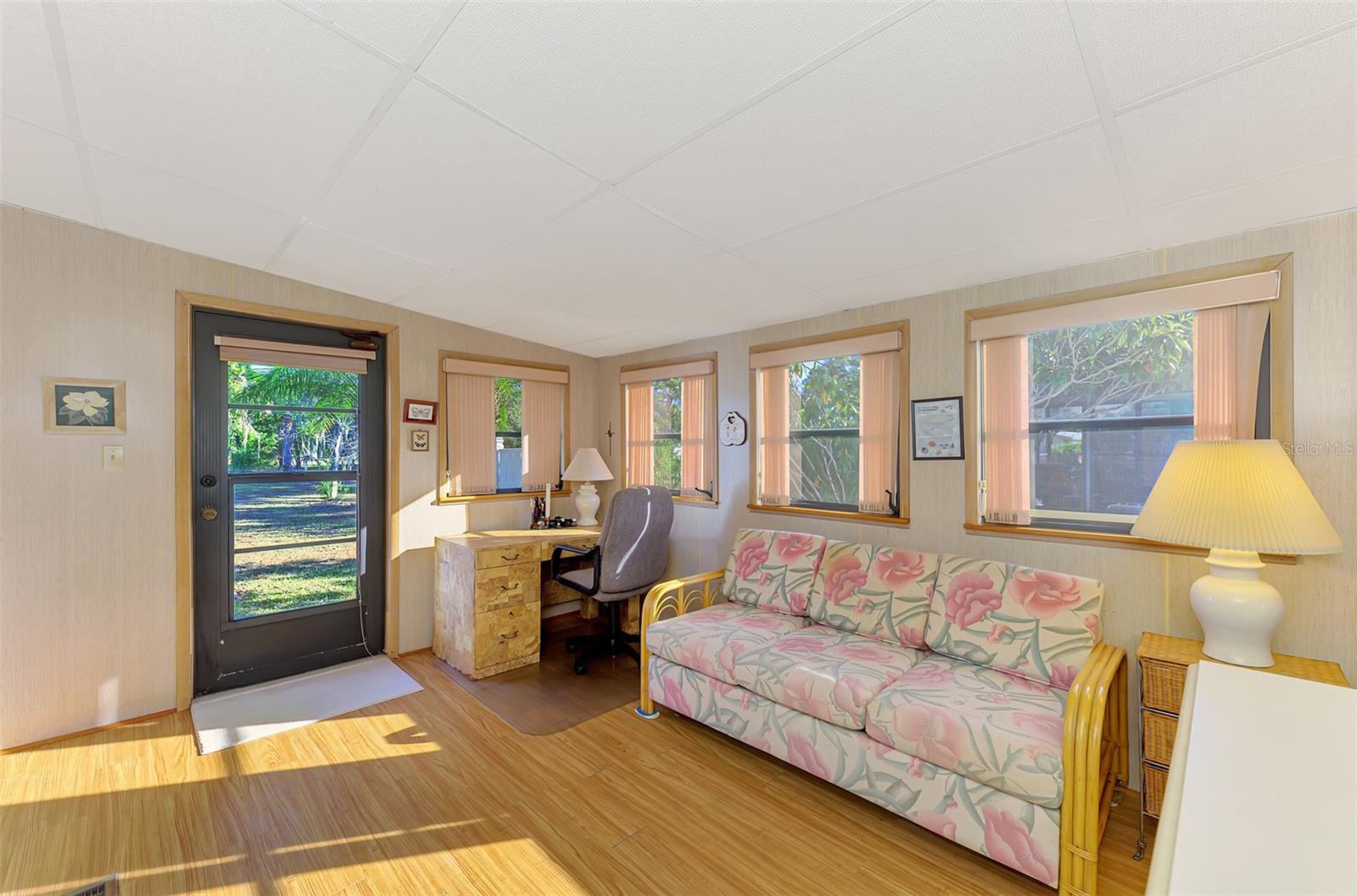 Image 33 of 43 For 5009 Palena Boulevard