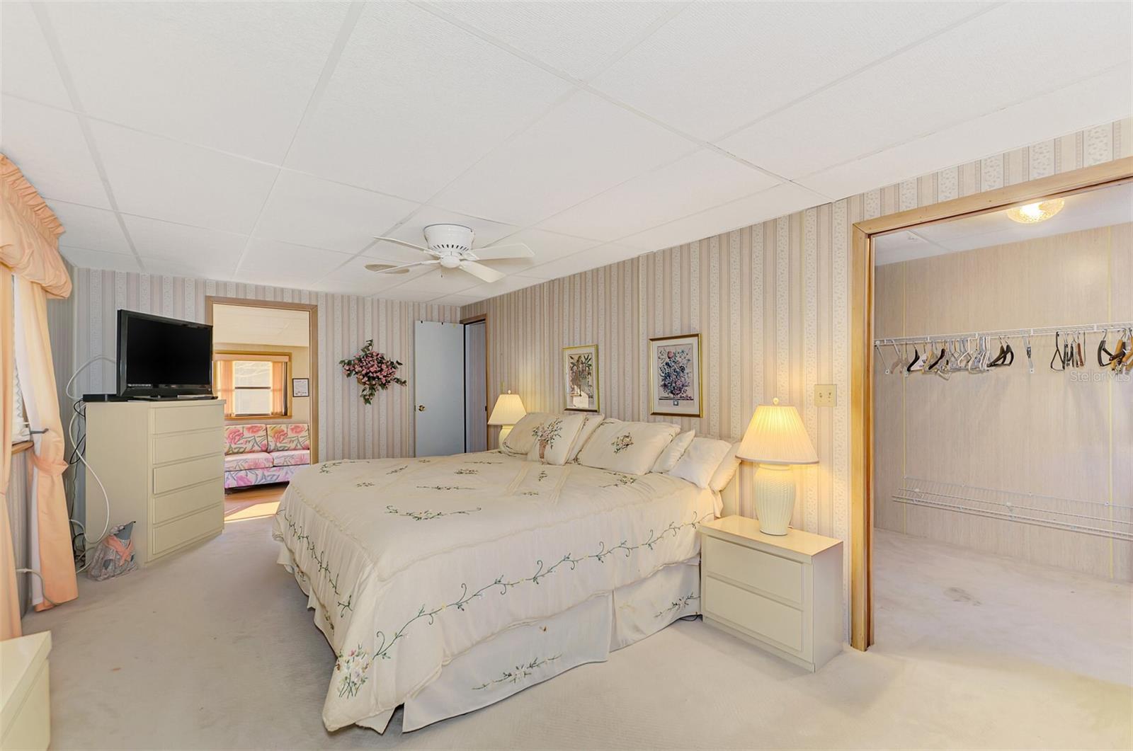 Image 37 of 43 For 5009 Palena Boulevard