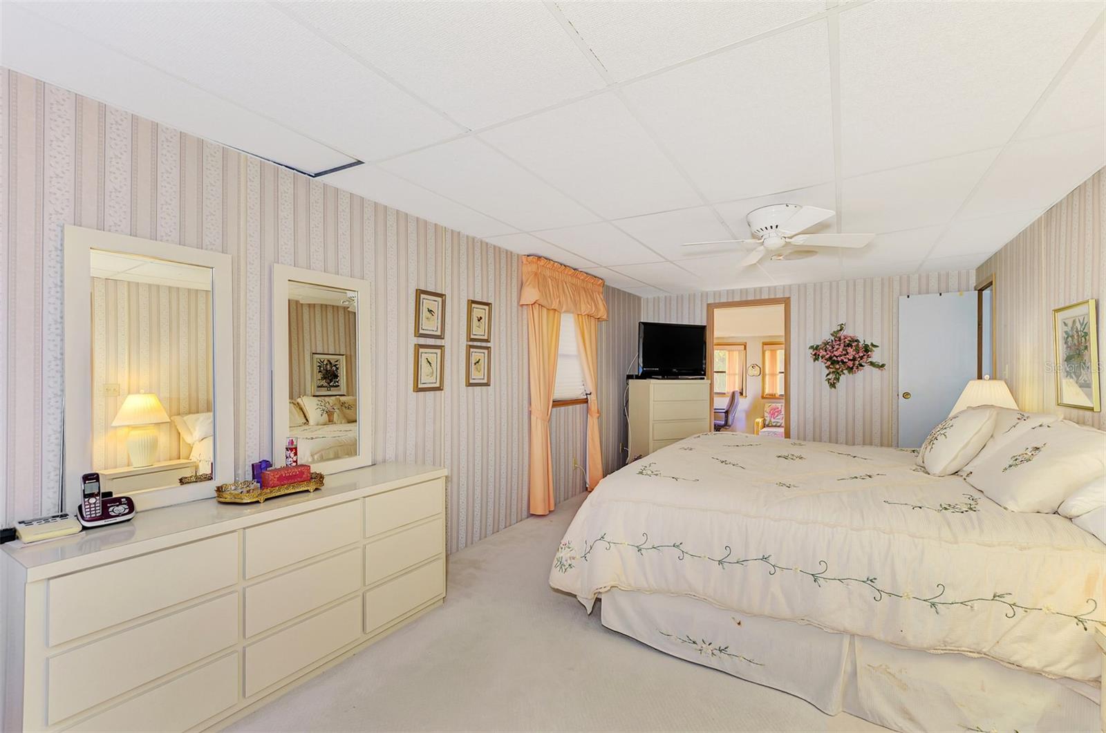 Image 38 of 43 For 5009 Palena Boulevard