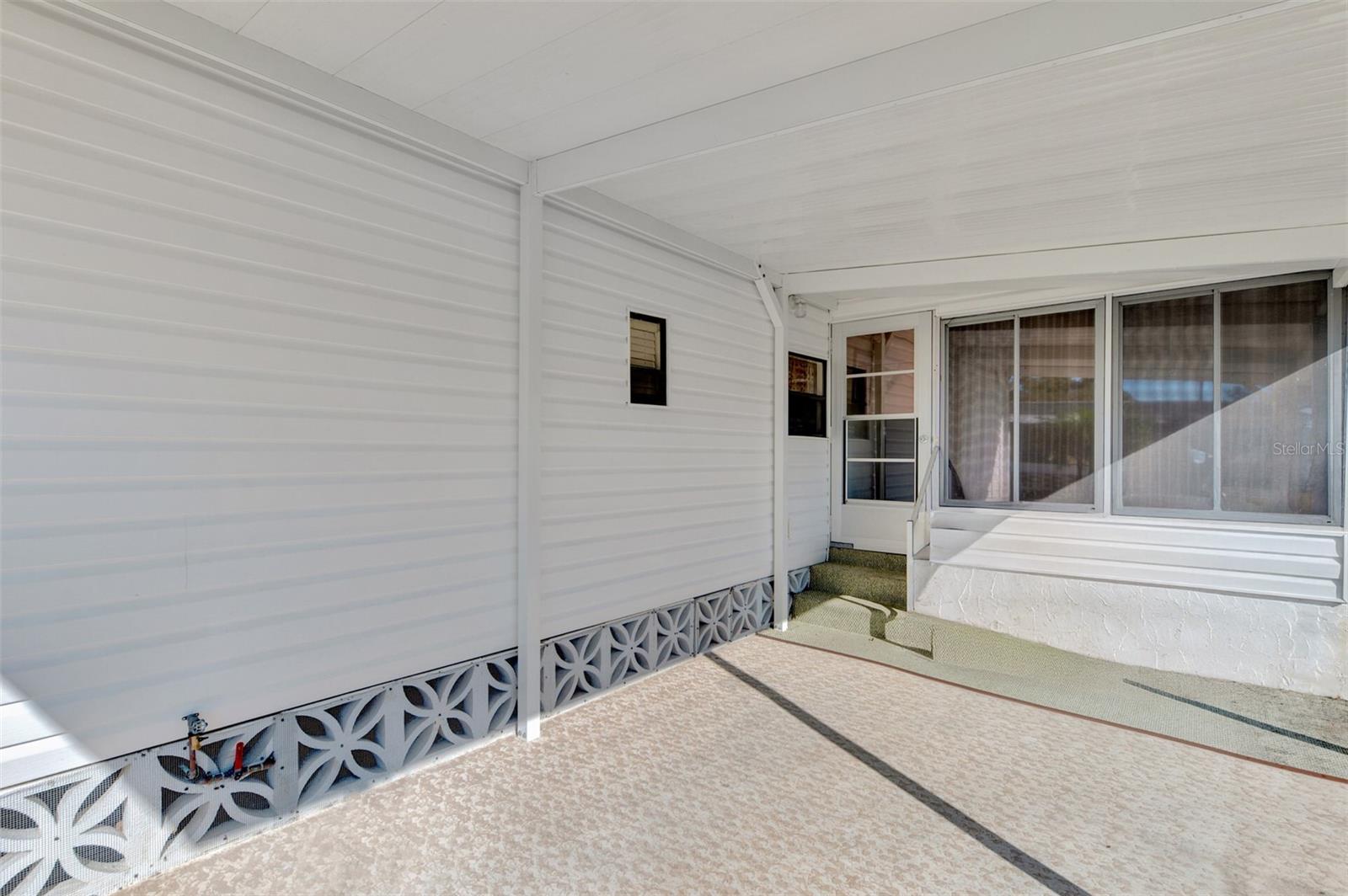 Image 5 of 43 For 5009 Palena Boulevard