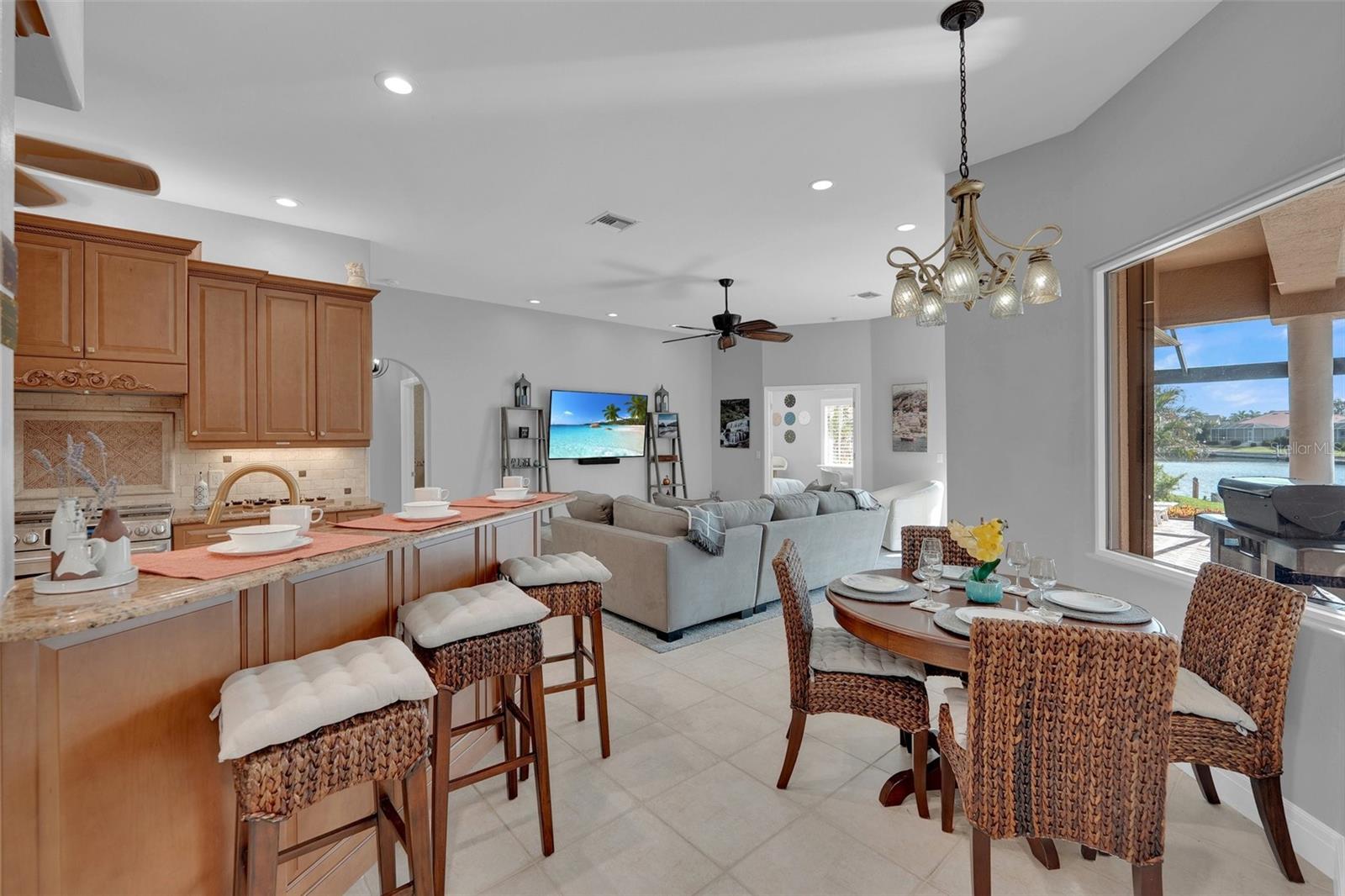 Image 18 of 66 For 2436 Deborah Drive