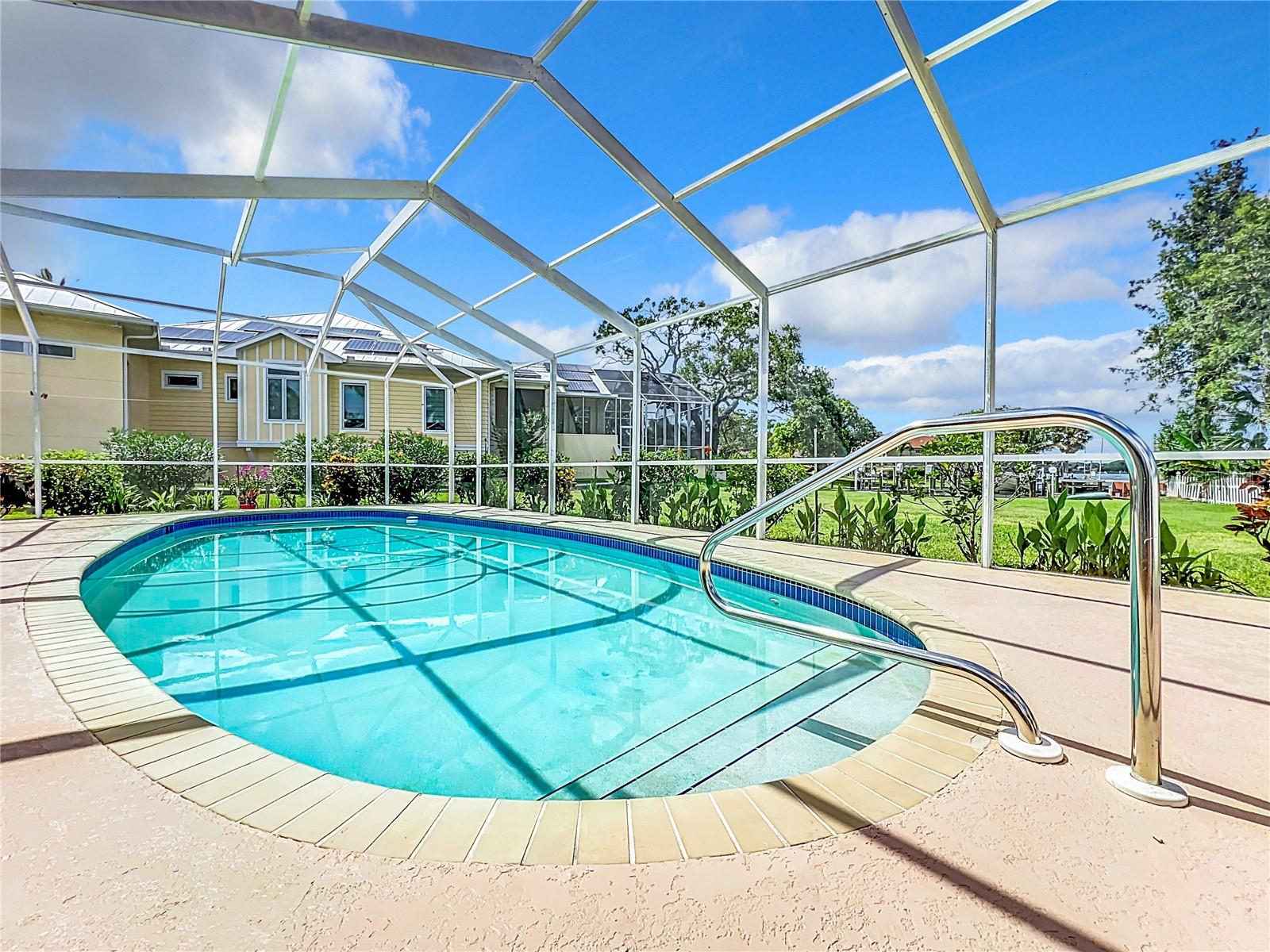 Image 4 of 7 For 396 Bayshore Drive