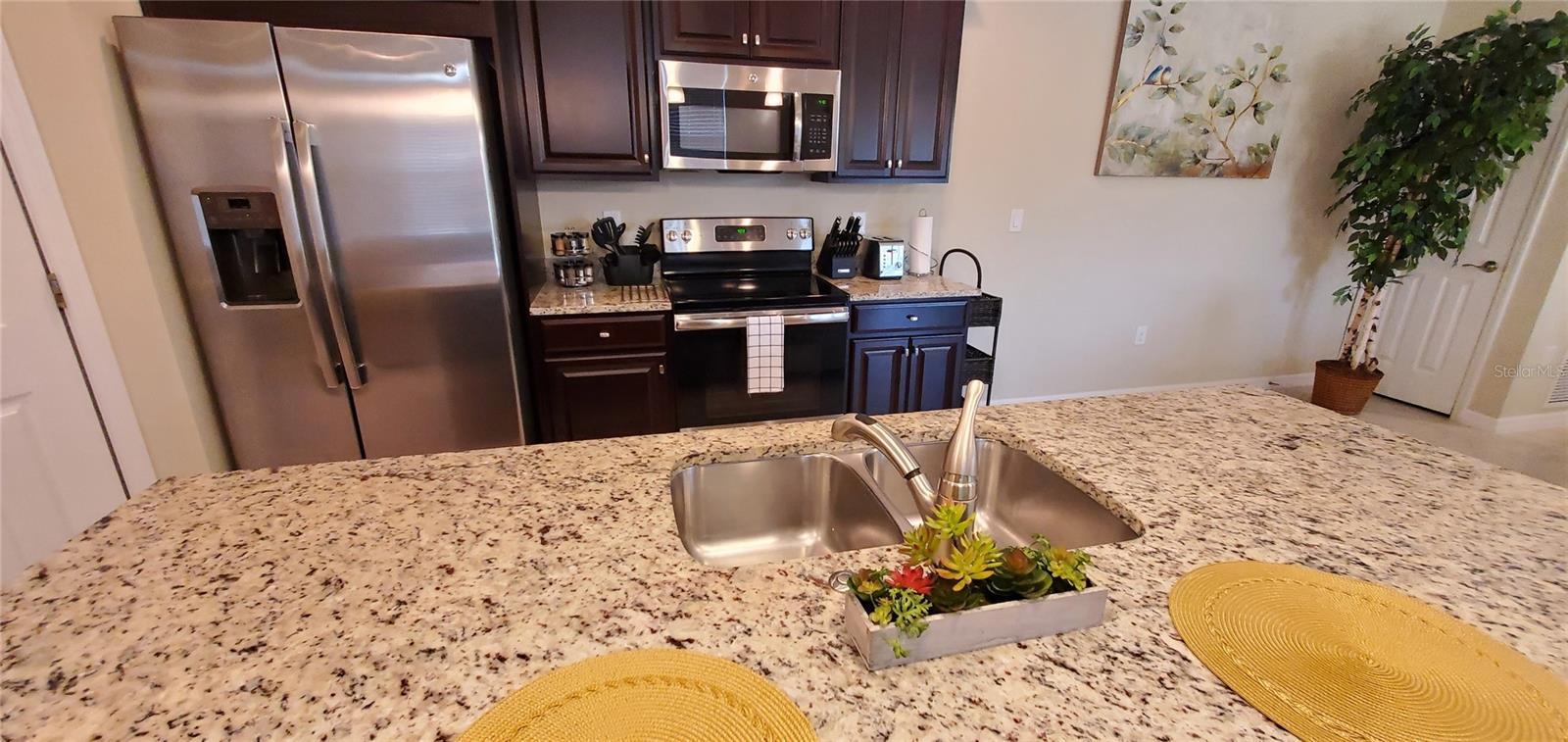 Image 15 of 48 For 4243 Expedition Way 4243