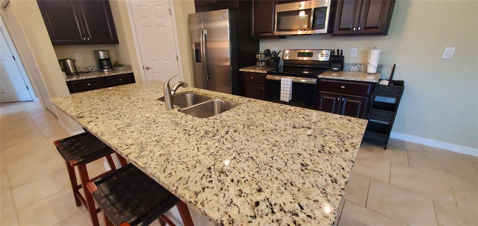 Image 4 of 48 For 4243 Expedition Way 4243