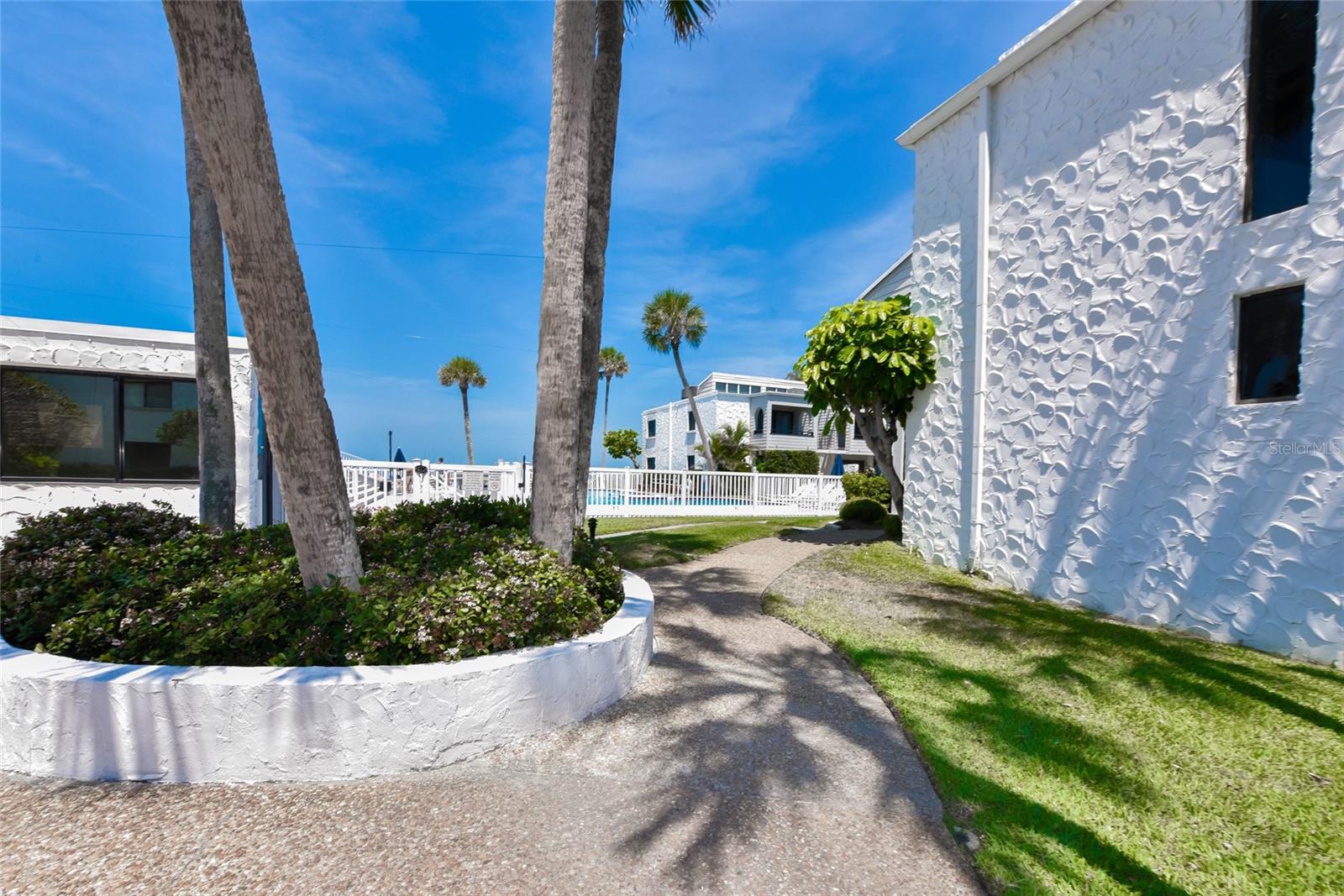 Image 50 of 50 For 1555 Tarpon Center Drive 156