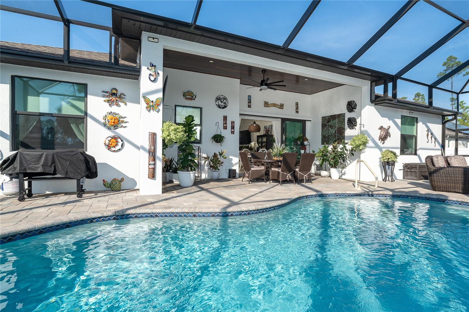 Image 26 of 52 For 2440 Cliff Street