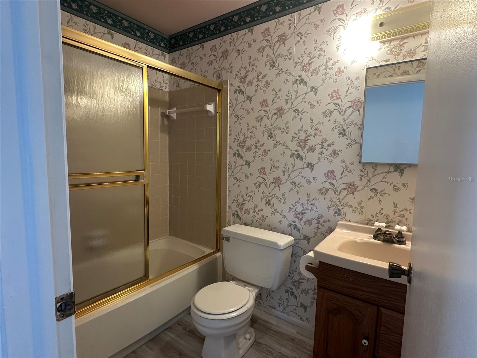 Image 12 of 15 For 8100 Pickwick Road