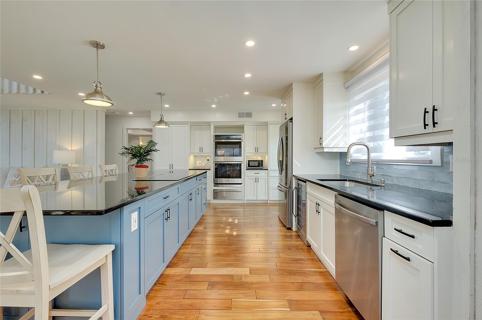 Image 12 of 48 For 1089 Bayshore Drive