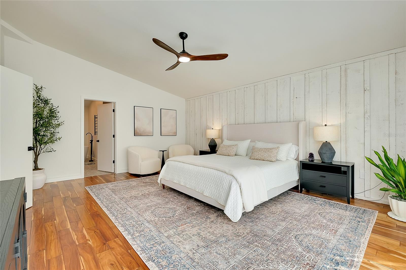 Image 18 of 48 For 1089 Bayshore Drive