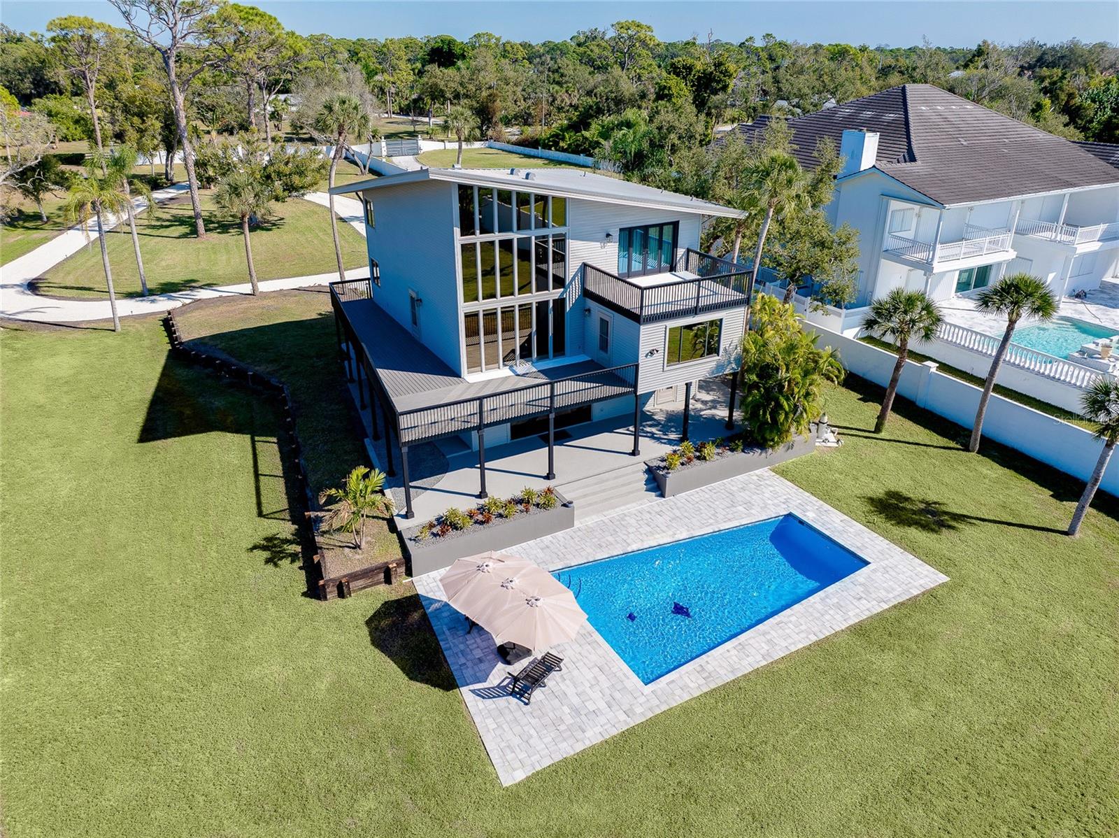 Image 2 of 48 For 1089 Bayshore Drive