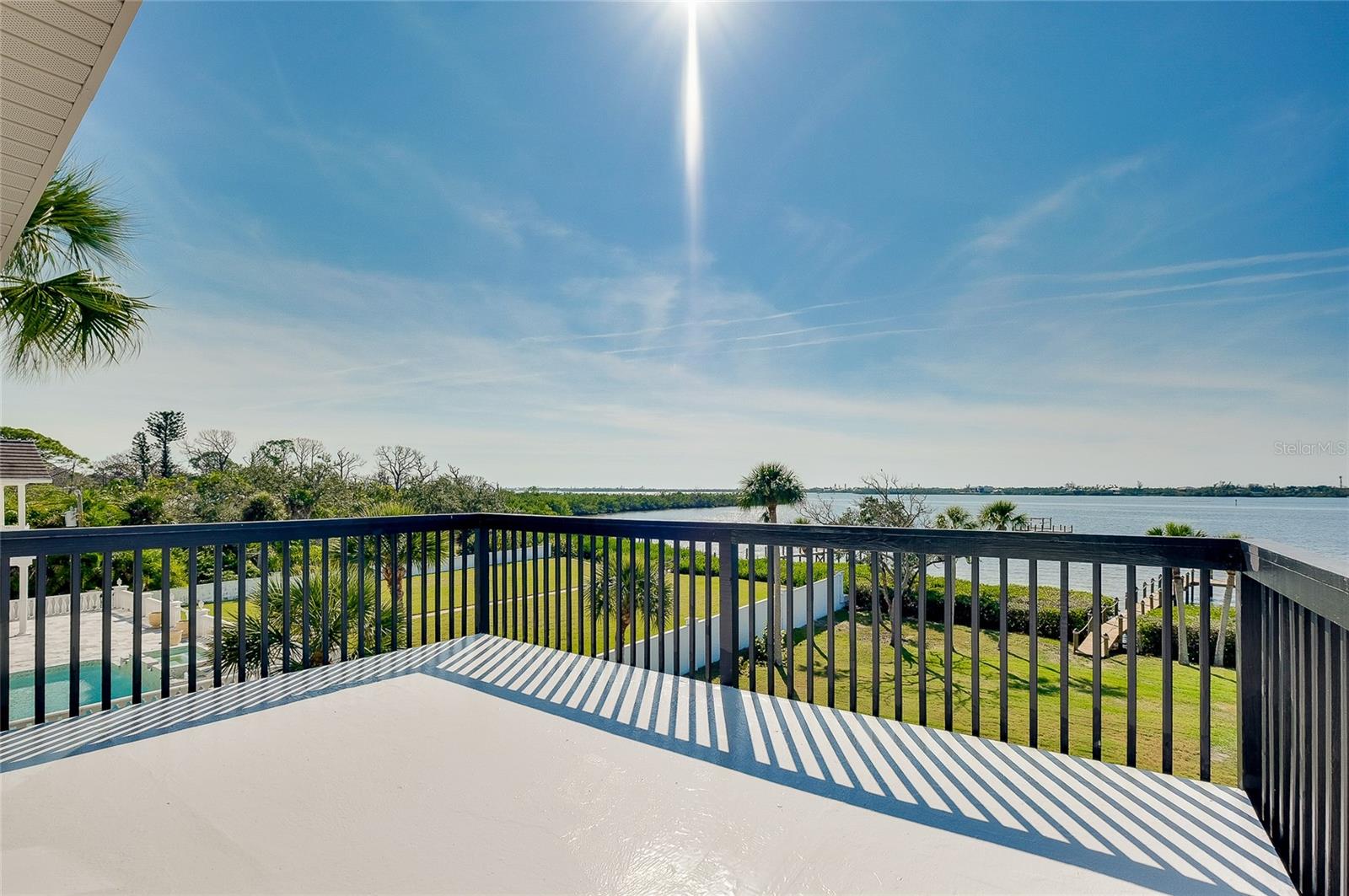 Image 20 of 48 For 1089 Bayshore Drive