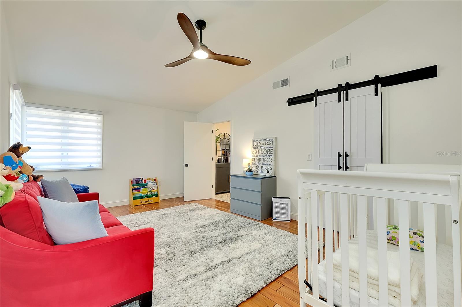 Image 23 of 48 For 1089 Bayshore Drive