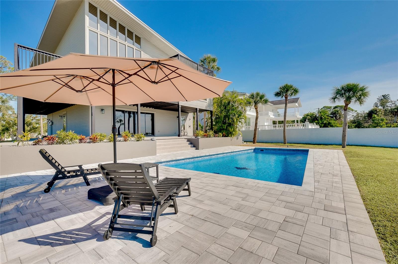 Image 32 of 48 For 1089 Bayshore Drive