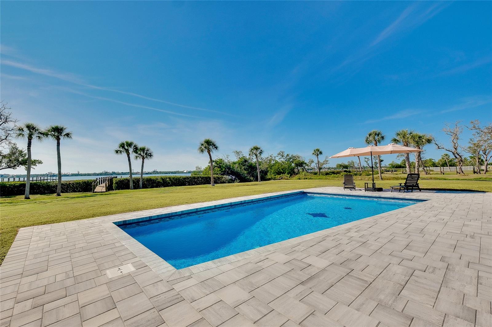 Image 34 of 48 For 1089 Bayshore Drive