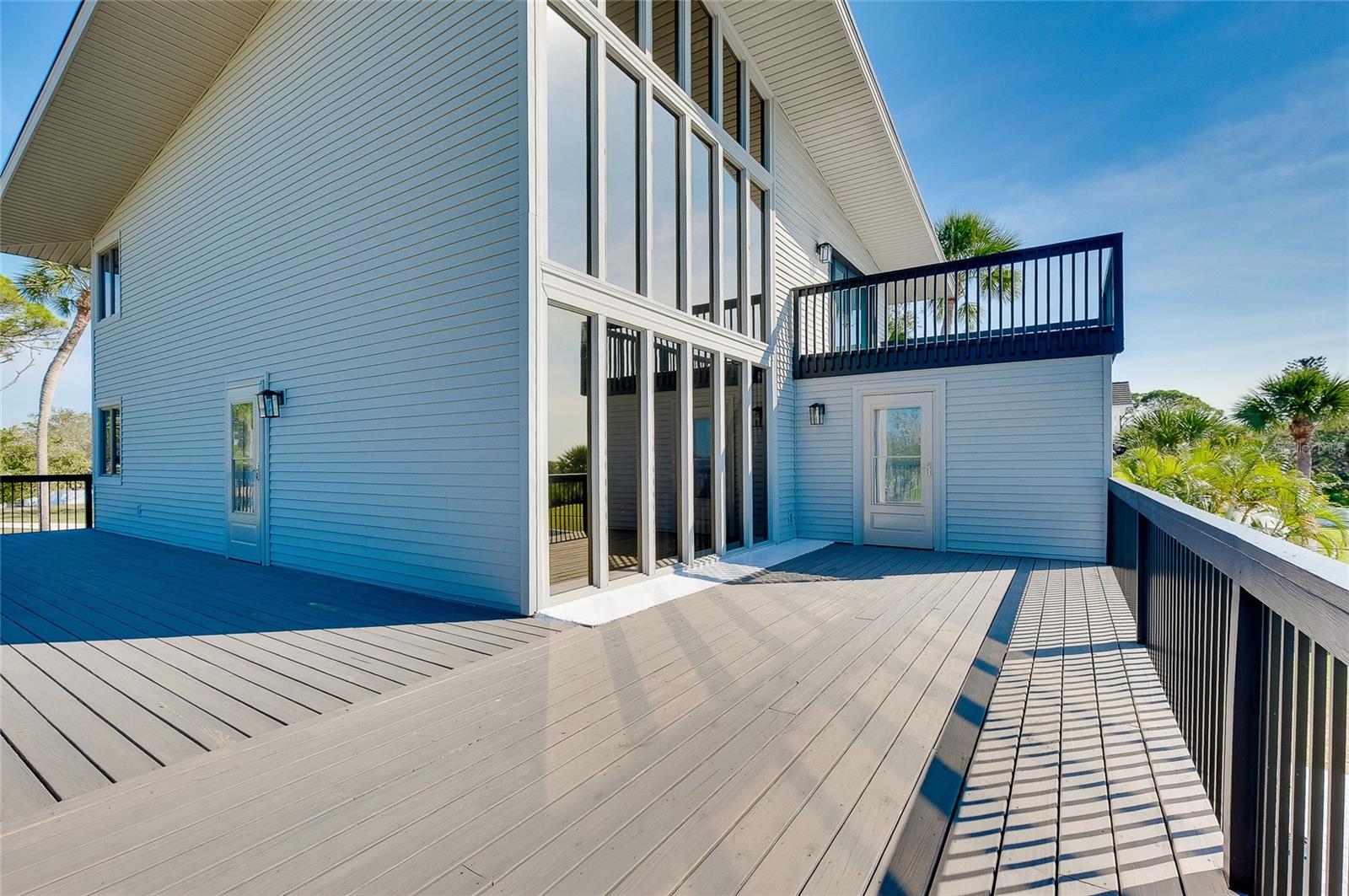 Image 35 of 48 For 1089 Bayshore Drive