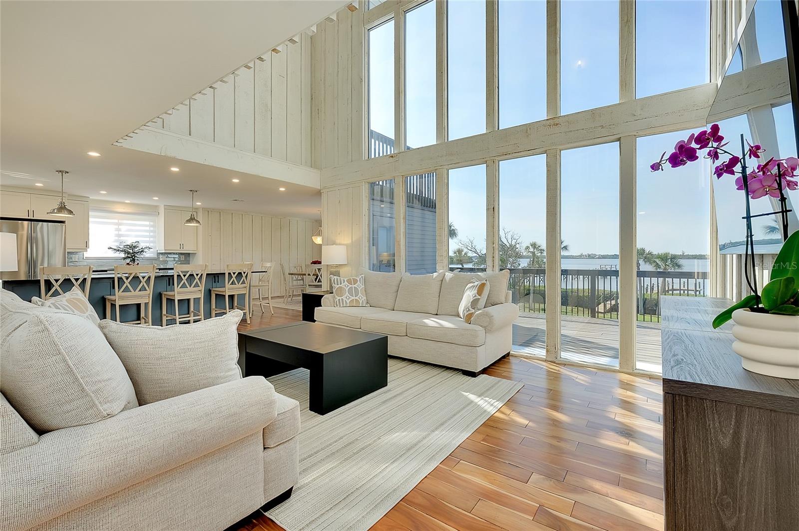 Image 4 of 48 For 1089 Bayshore Drive