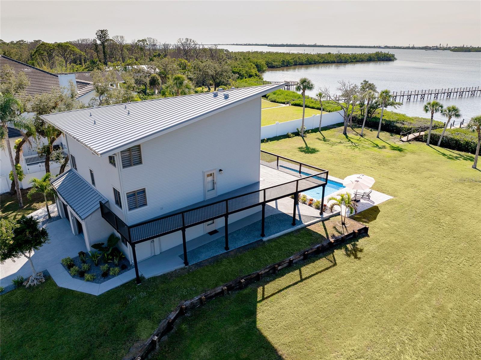 Image 45 of 48 For 1089 Bayshore Drive