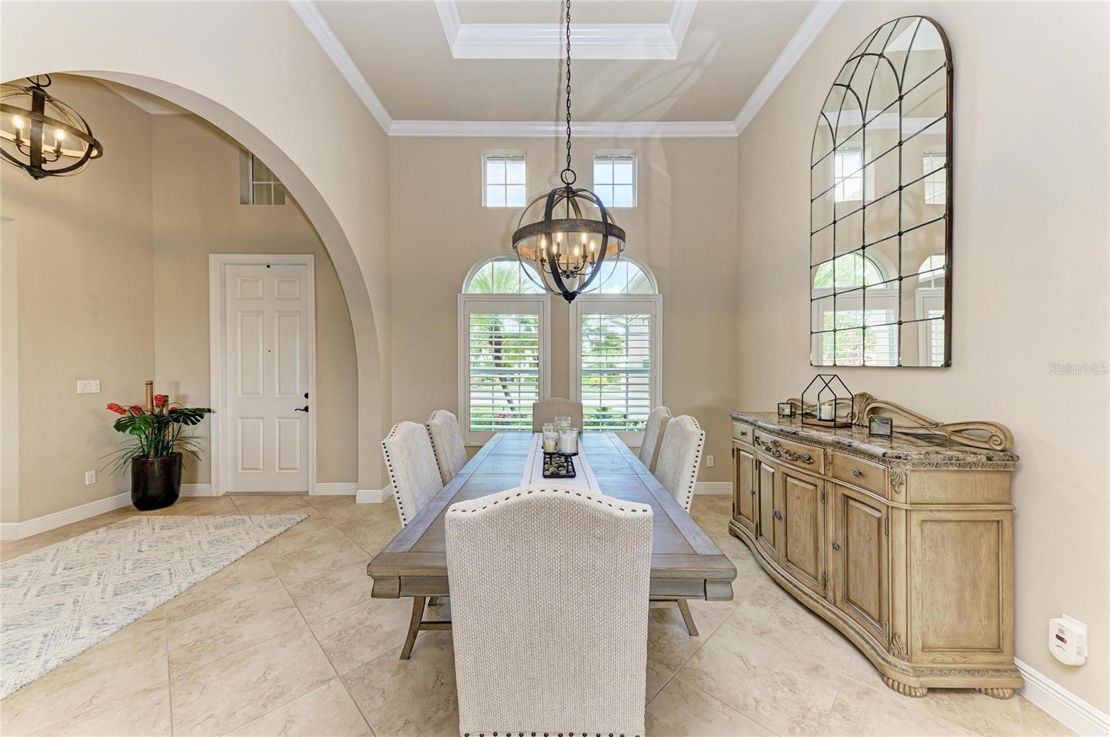 Image 11 of 96 For 293 Martellago Drive