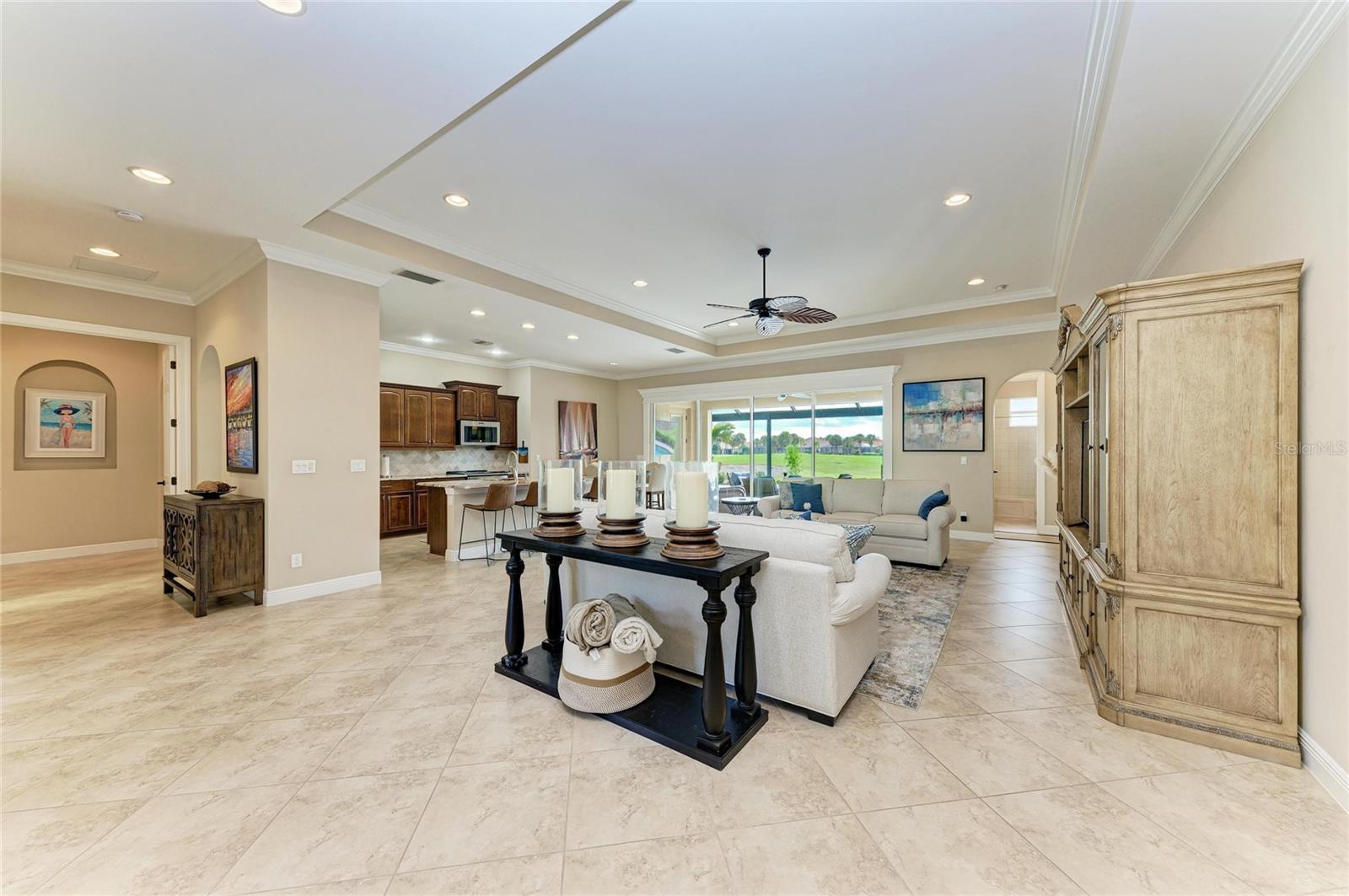 Image 14 of 96 For 293 Martellago Drive