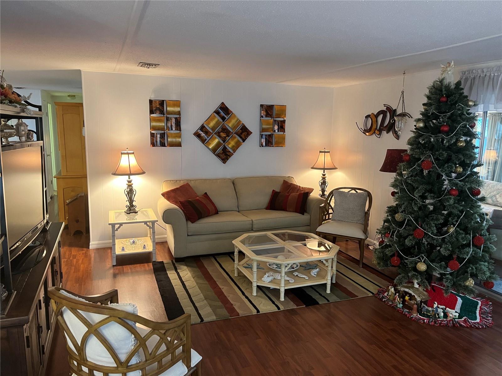 Image 12 of 46 For 798 Grado Drive