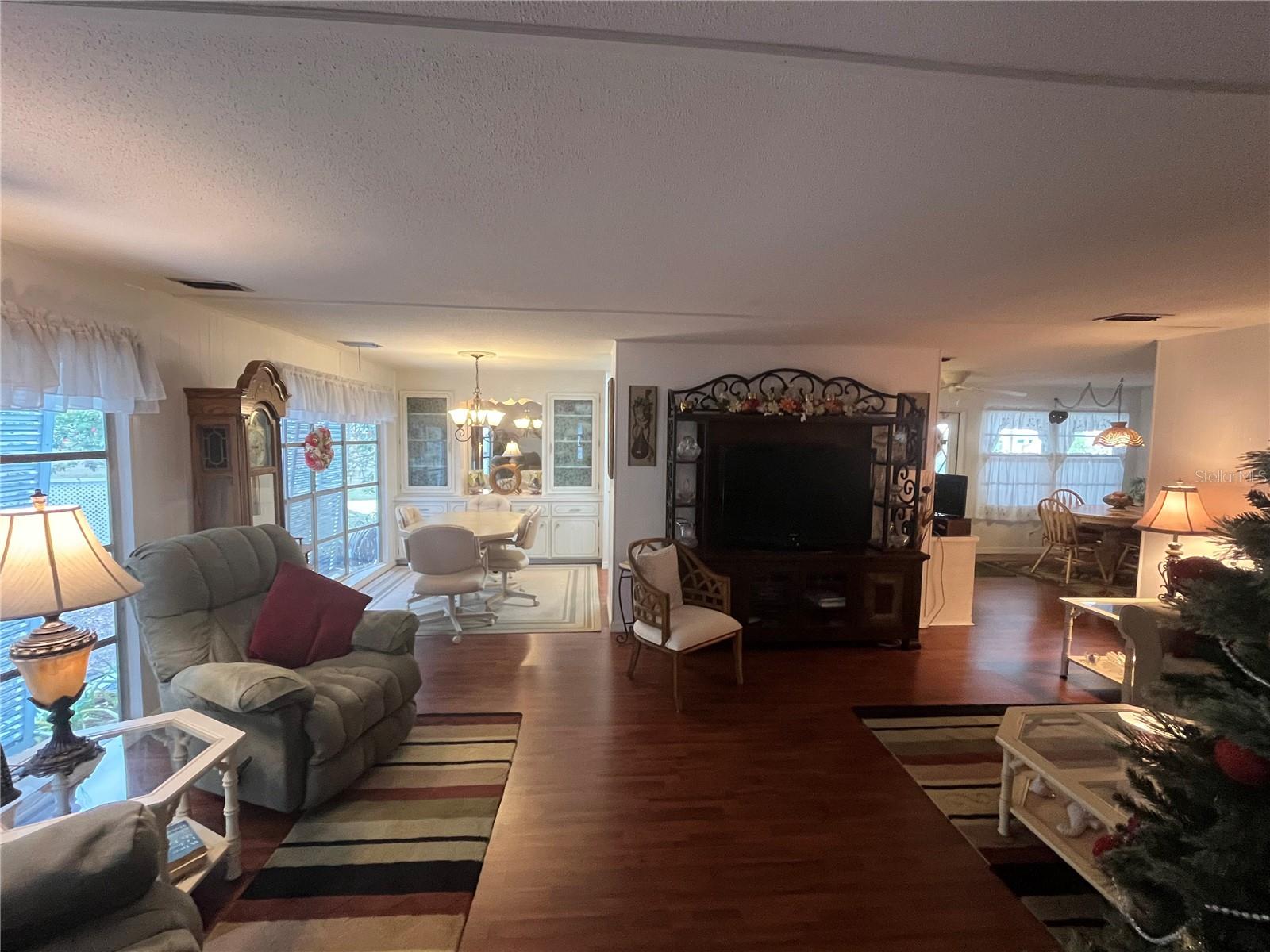 Image 13 of 46 For 798 Grado Drive