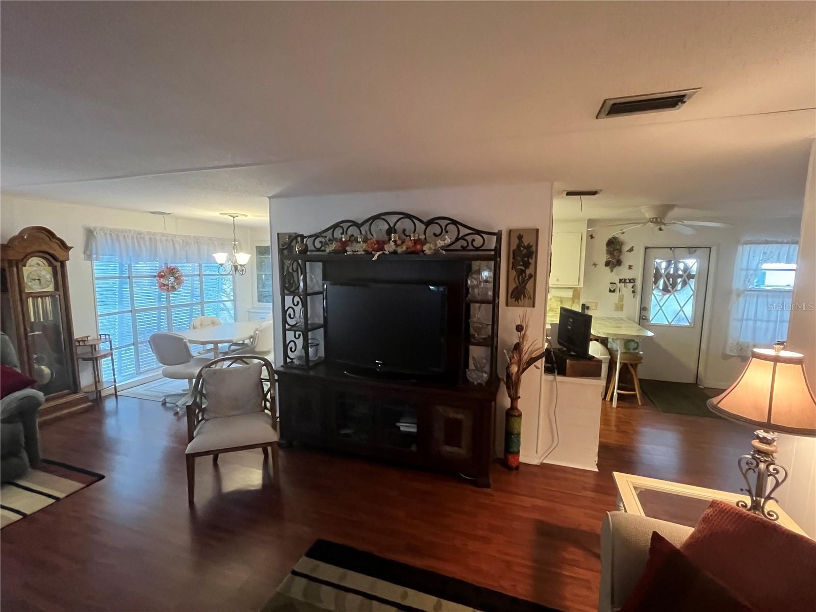 Image 15 of 46 For 798 Grado Drive