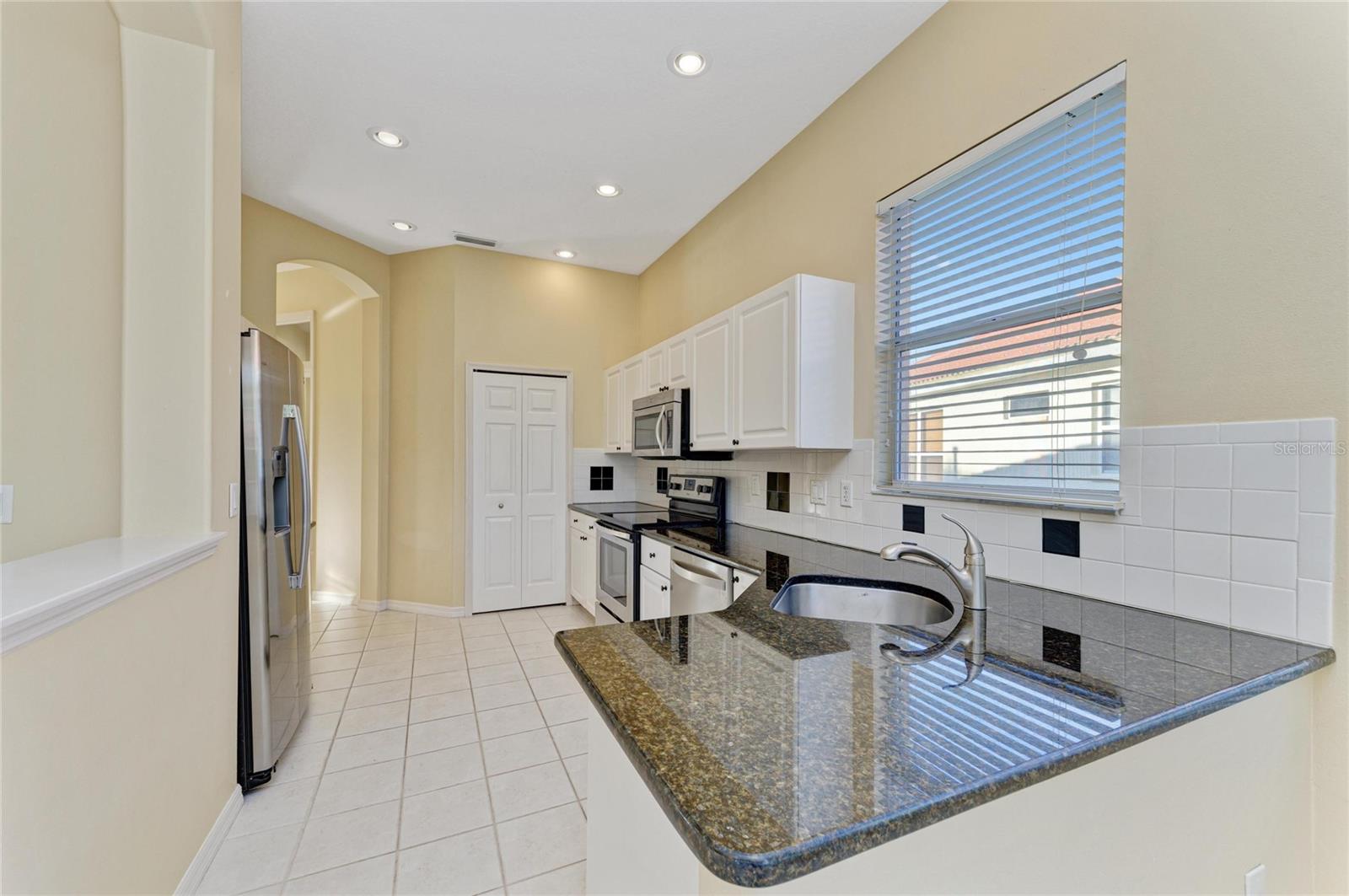 Image 24 of 91 For 5098 Hanging Moss Lane