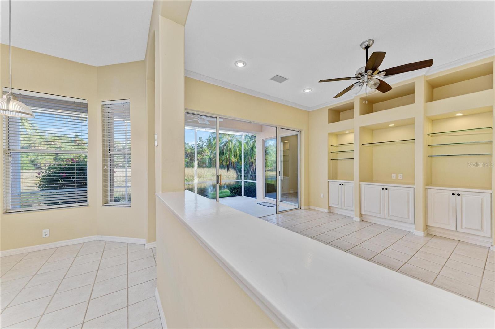 Image 28 of 91 For 5098 Hanging Moss Lane