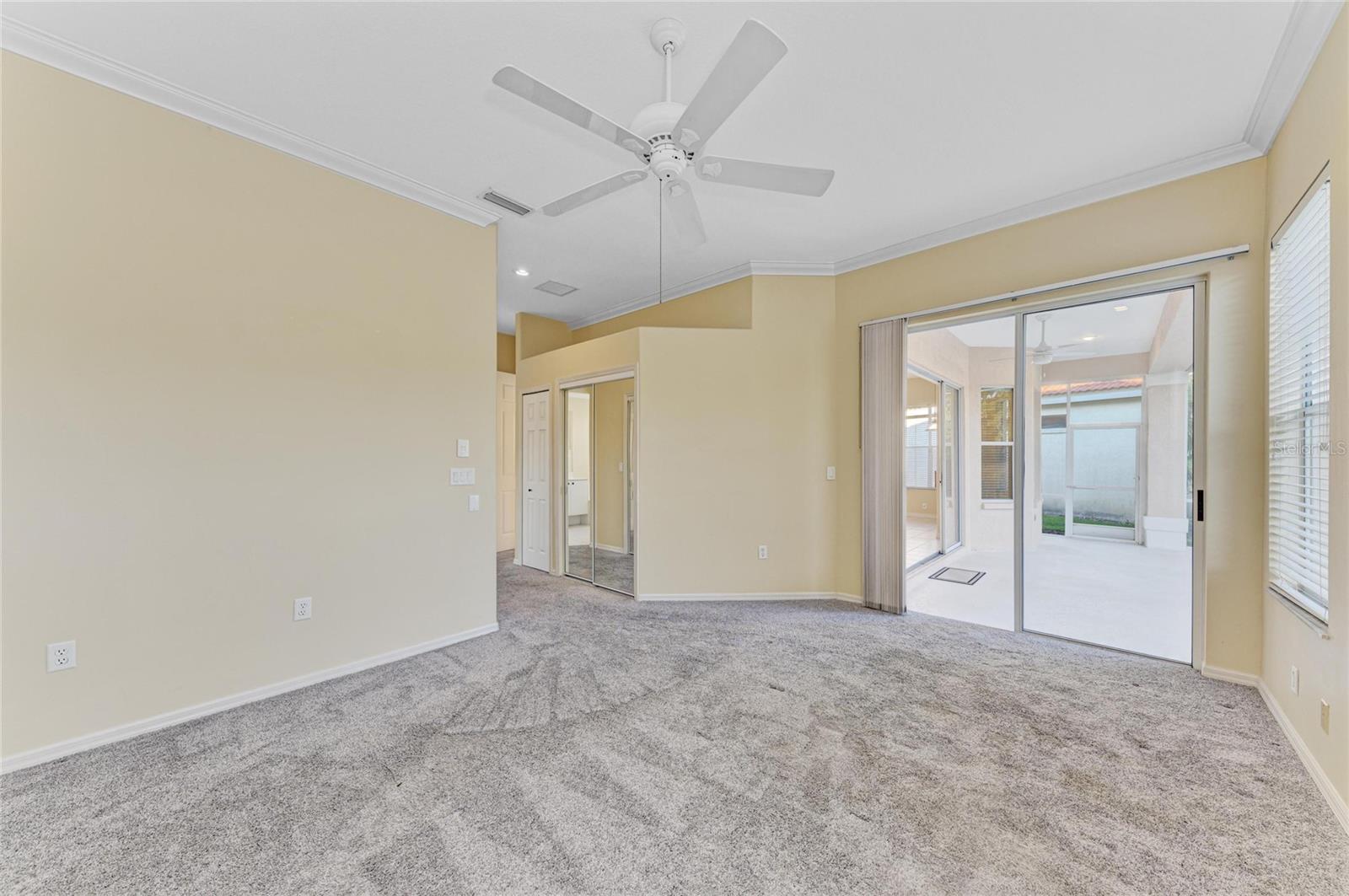 Image 32 of 91 For 5098 Hanging Moss Lane