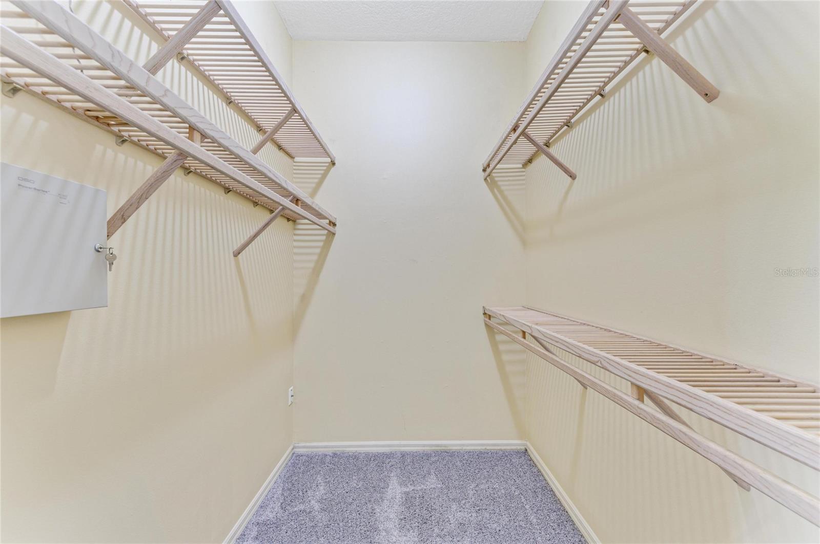 Image 34 of 91 For 5098 Hanging Moss Lane