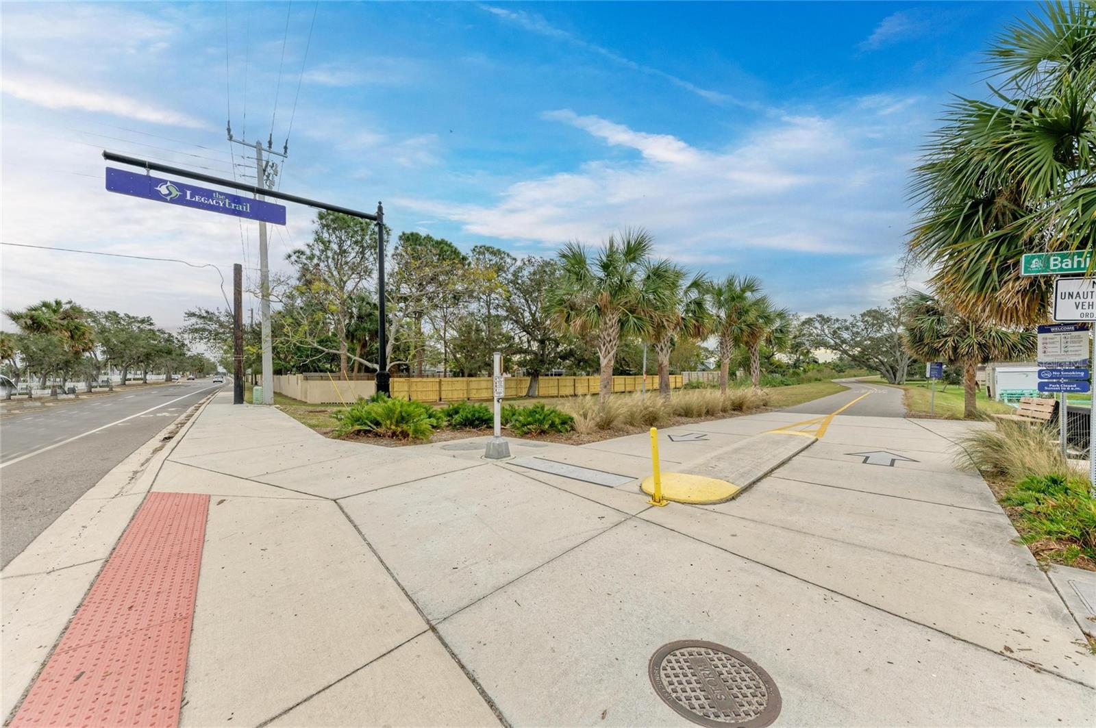 Image 60 of 91 For 5098 Hanging Moss Lane