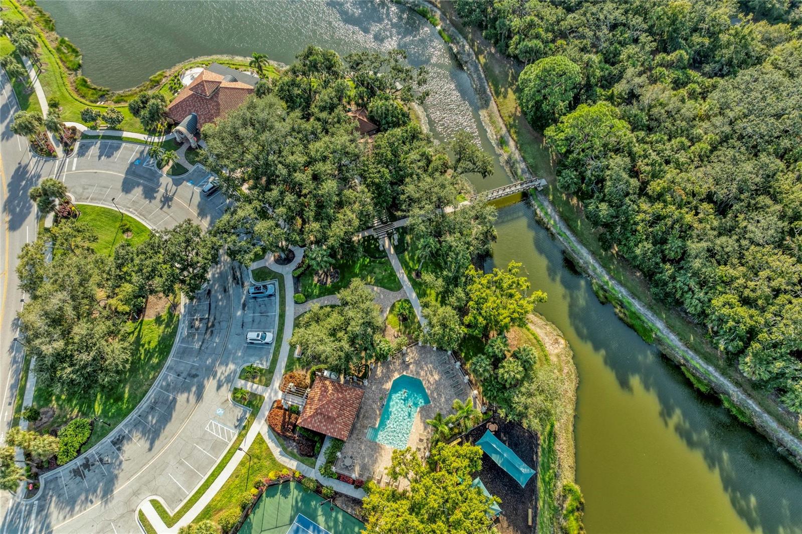 Image 70 of 91 For 5098 Hanging Moss Lane