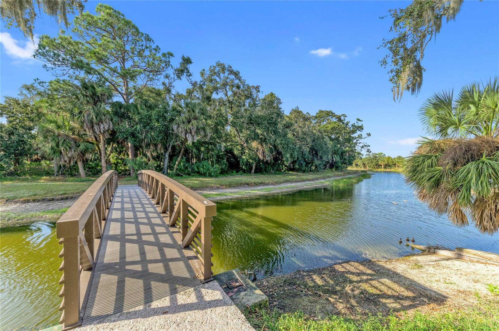 Image 82 of 91 For 5098 Hanging Moss Lane