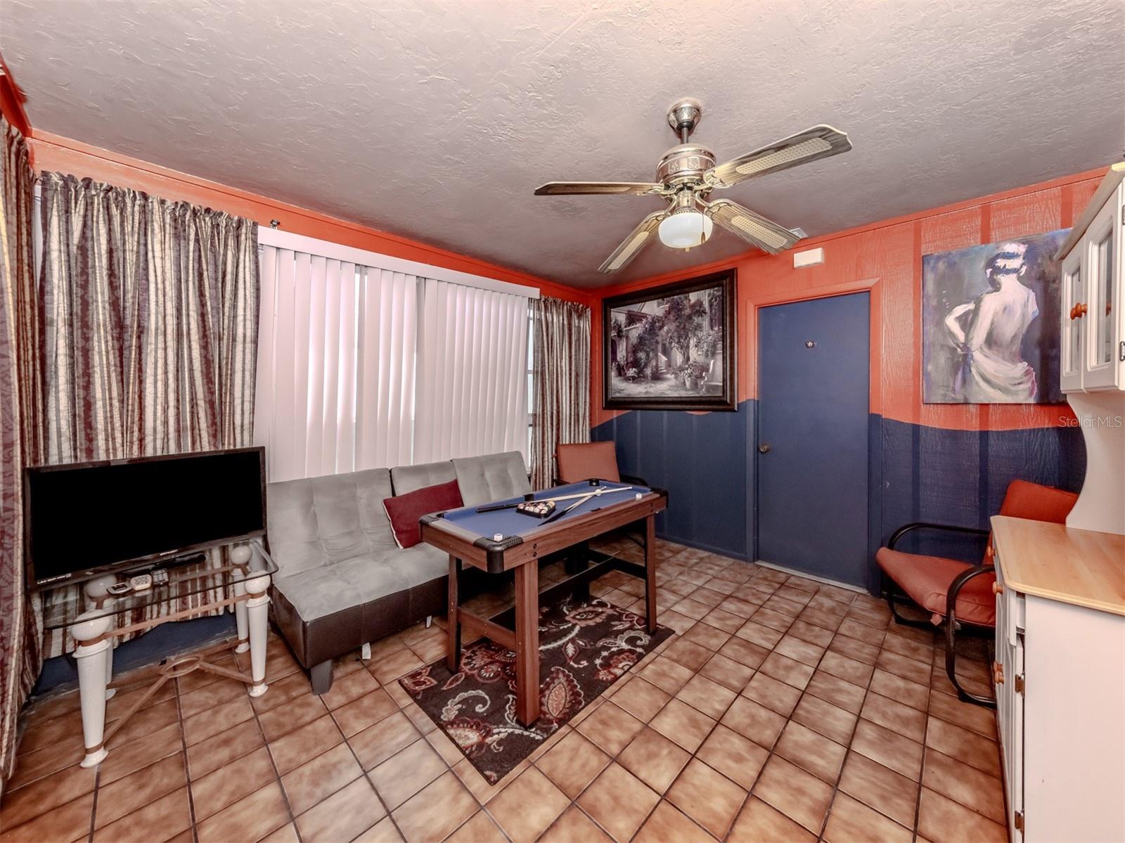 Image 11 of 36 For 1028 Lillian Street