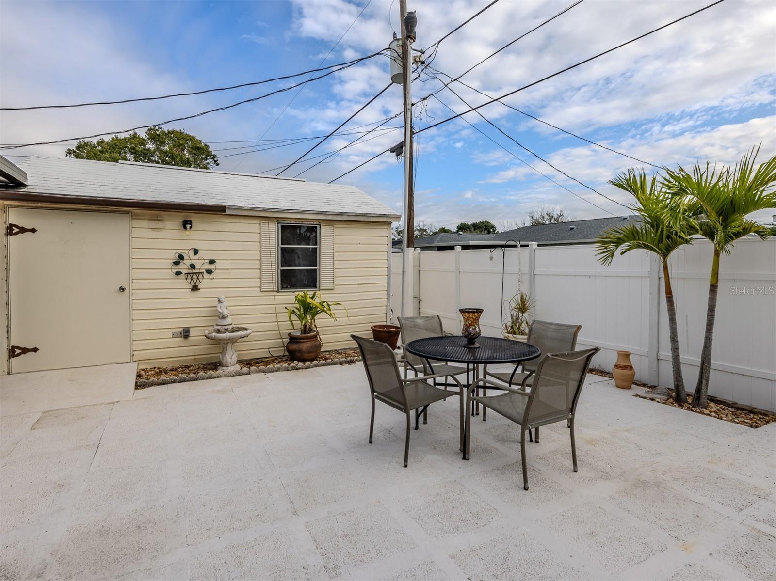 Image 18 of 36 For 1028 Lillian Street