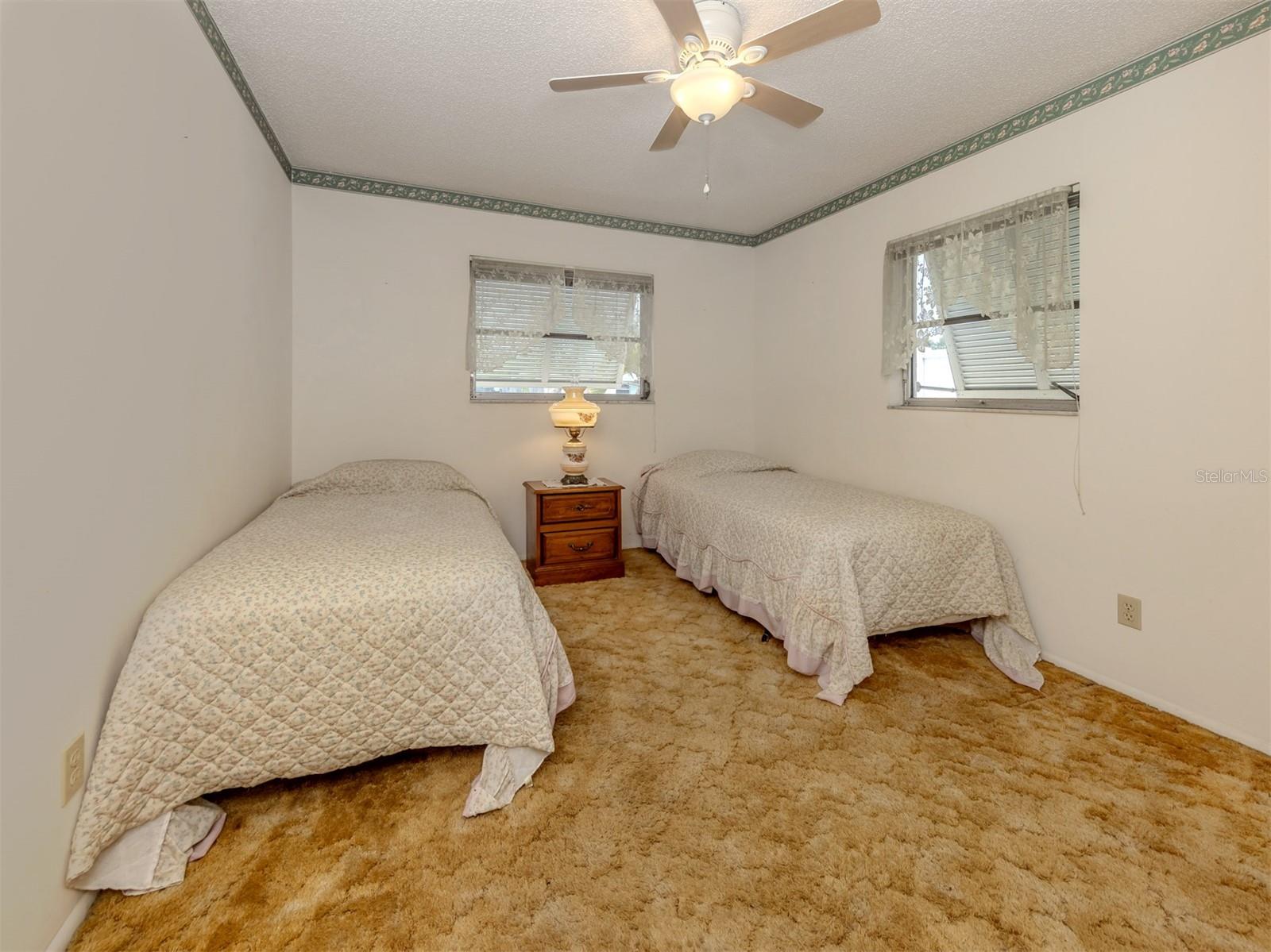 Image 5 of 36 For 1028 Lillian Street