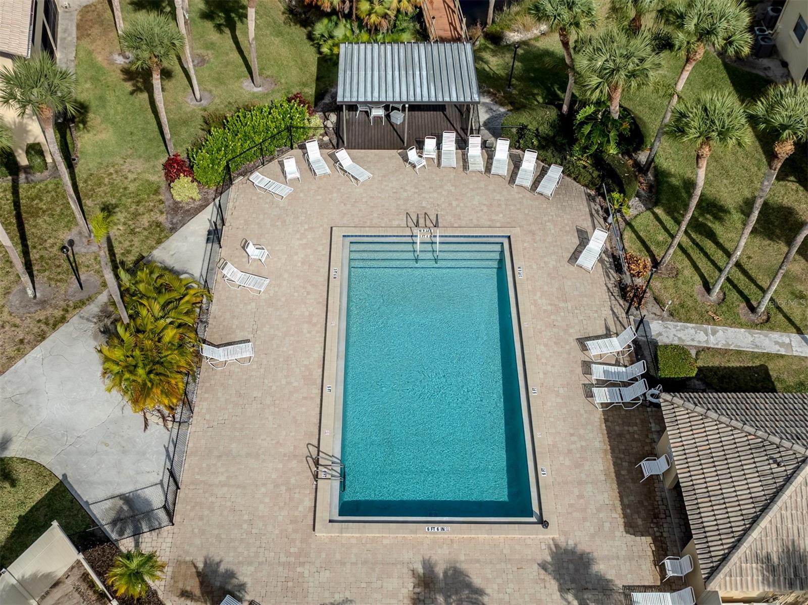 Image 25 of 39 For 400 Mission Trail E D