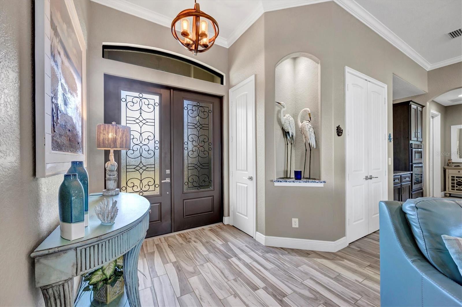 Image 17 of 81 For 10075 Kansas City Street