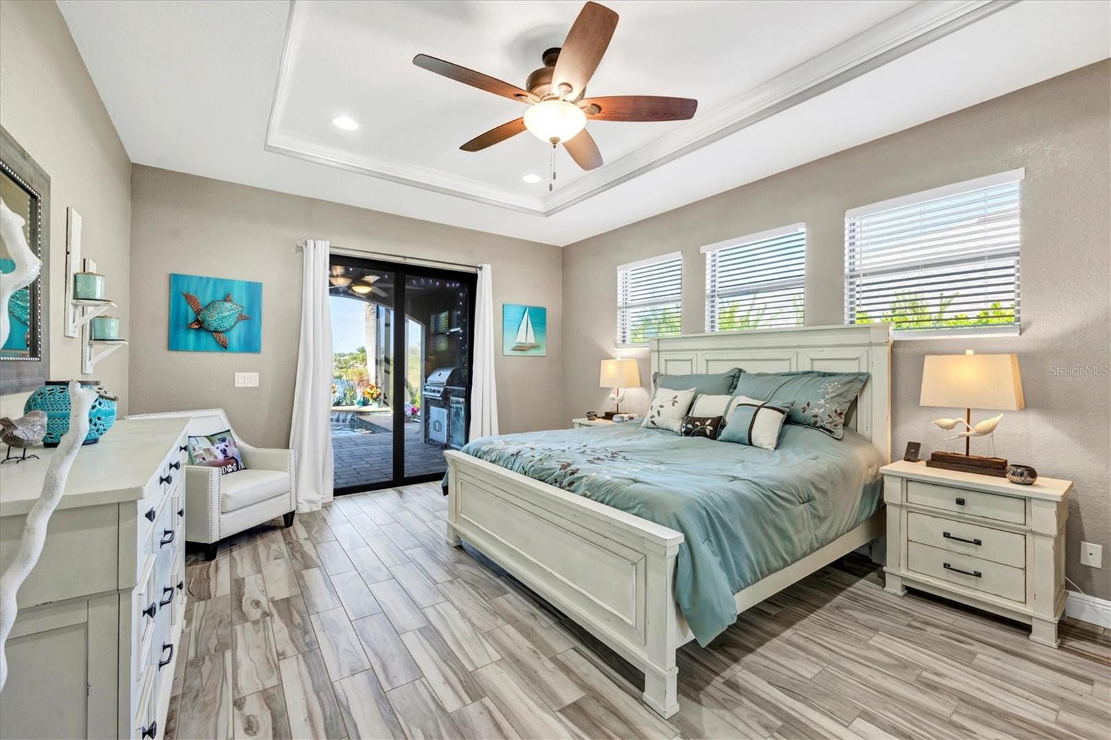 Image 33 of 81 For 10075 Kansas City Street