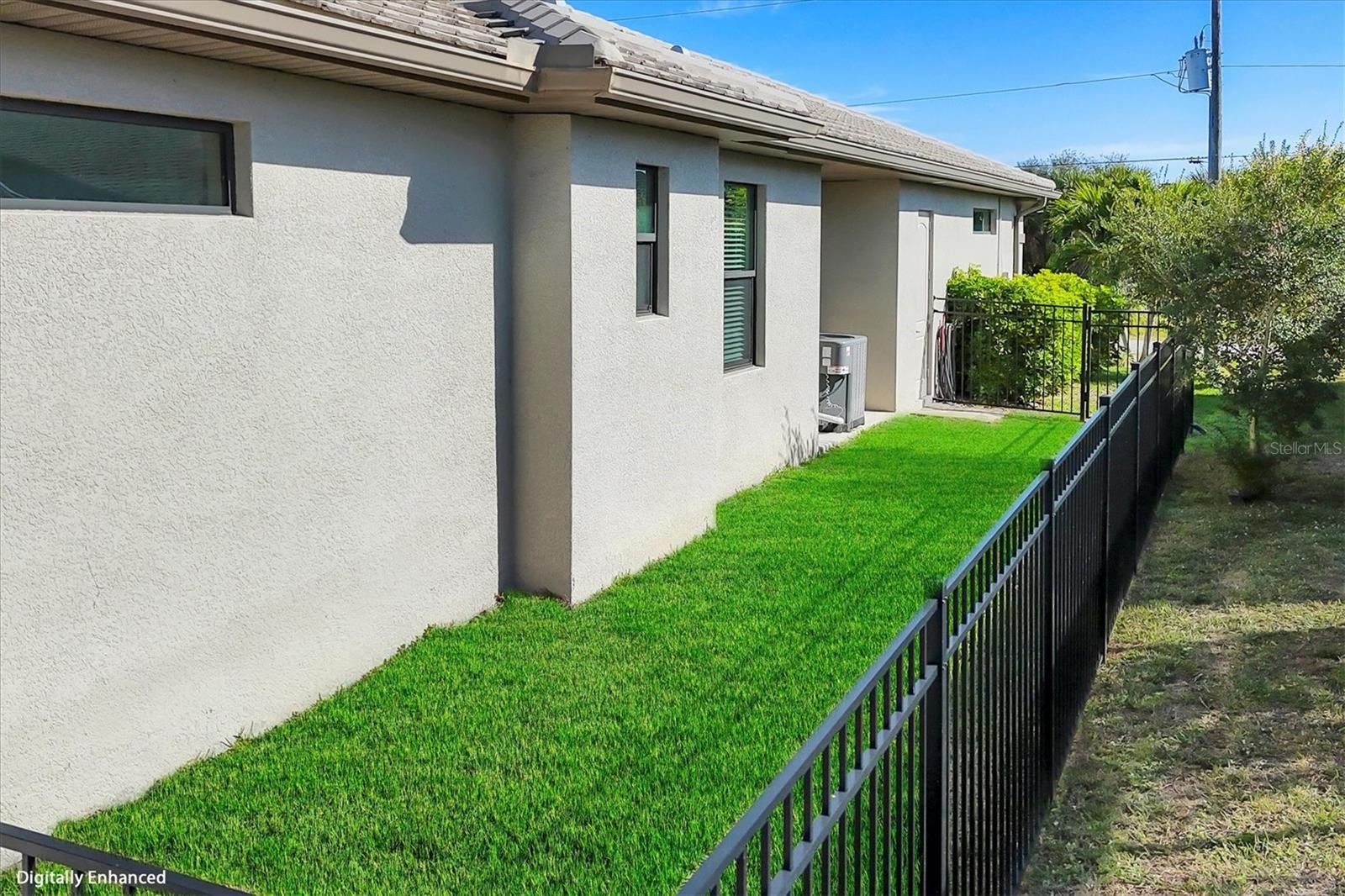 Image 52 of 81 For 10075 Kansas City Street