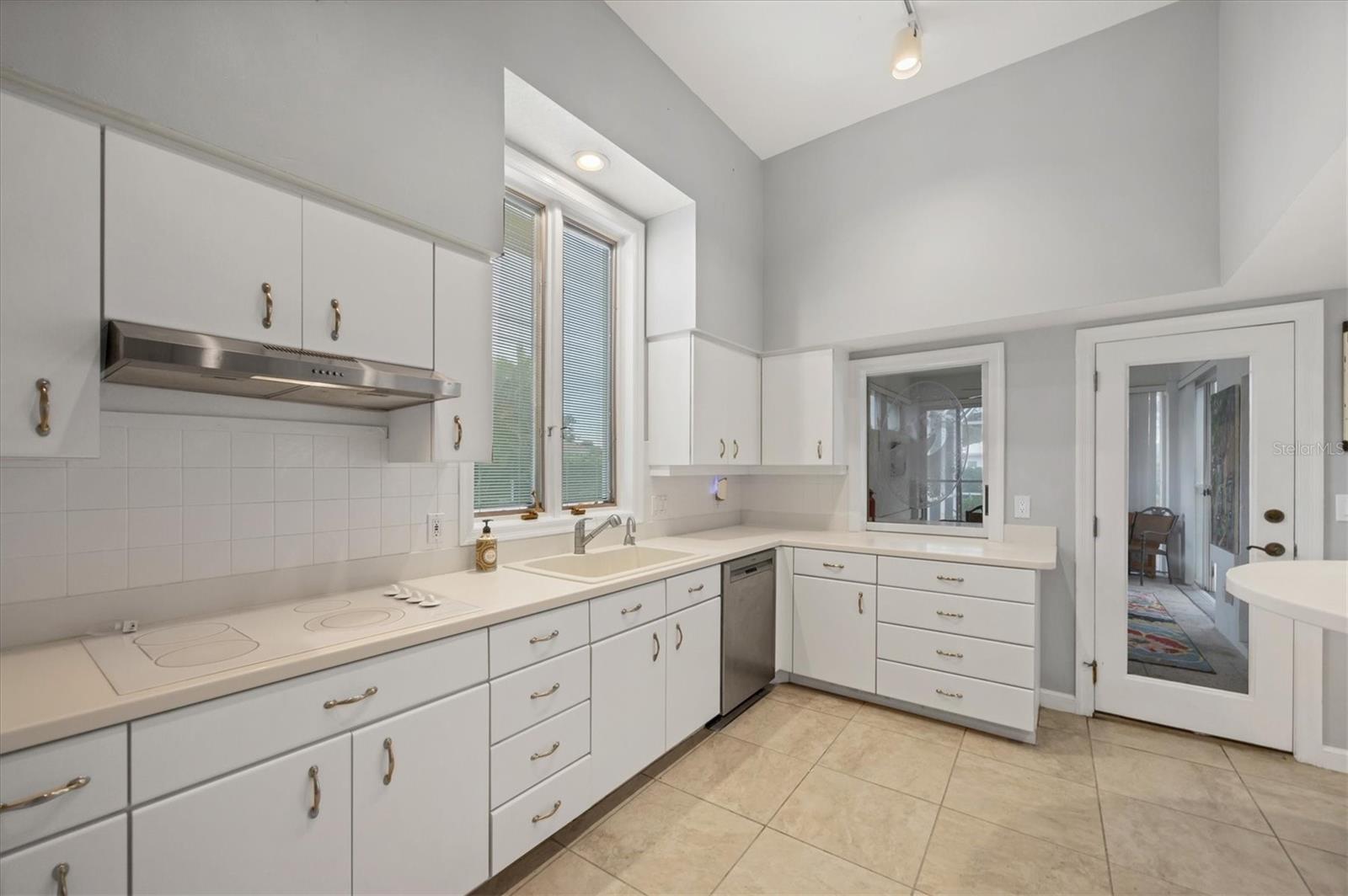 Image 10 of 66 For 823 Carnoustie Drive