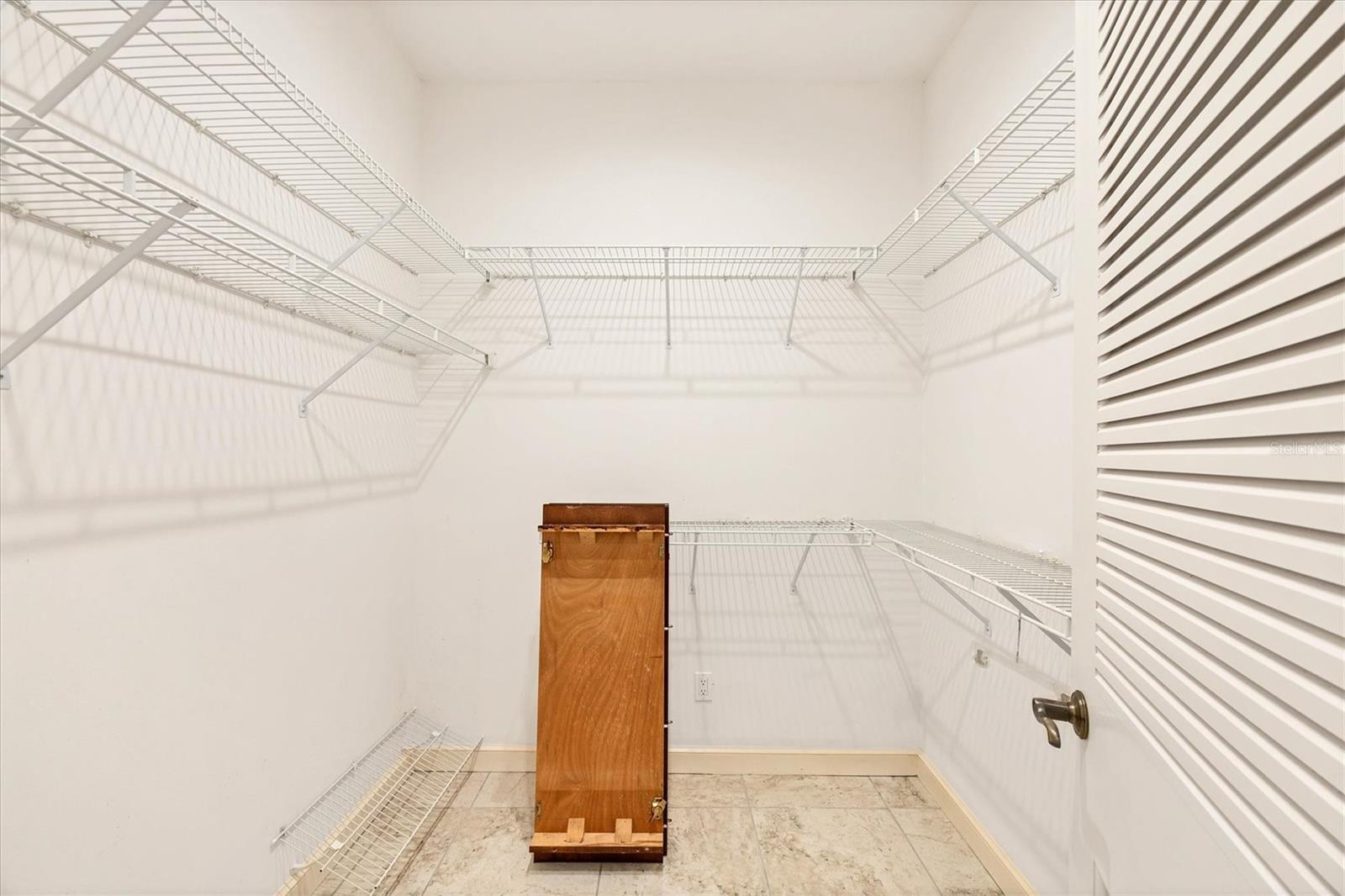 Image 14 of 66 For 823 Carnoustie Drive