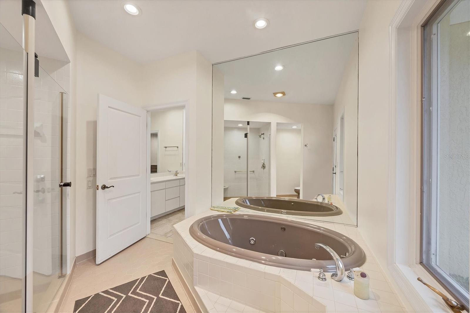 Image 16 of 66 For 823 Carnoustie Drive